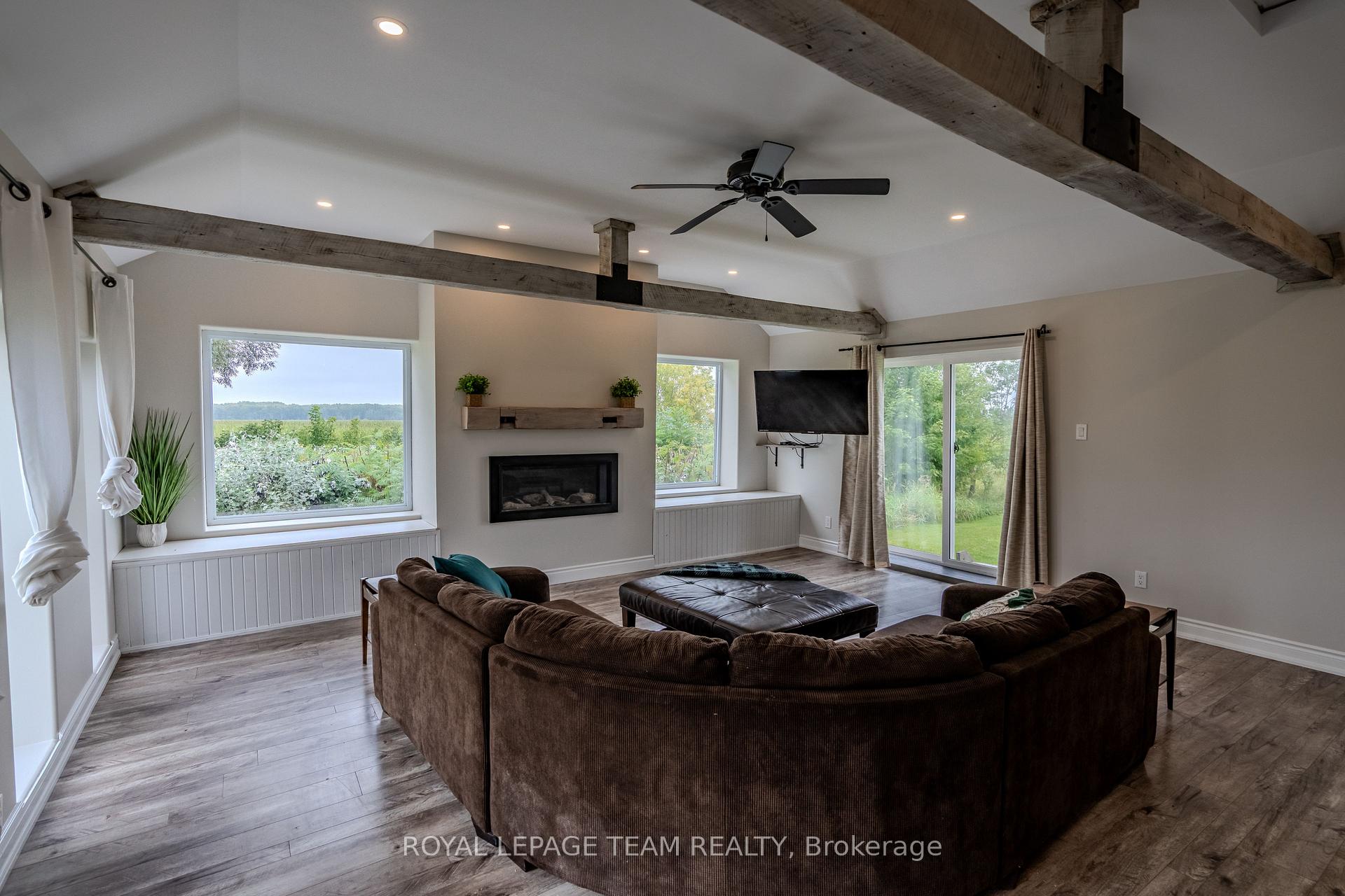 Photo 5 of 3570 Dunrobin Road, Ottawa, Dunrobin Shores — HOMEH
