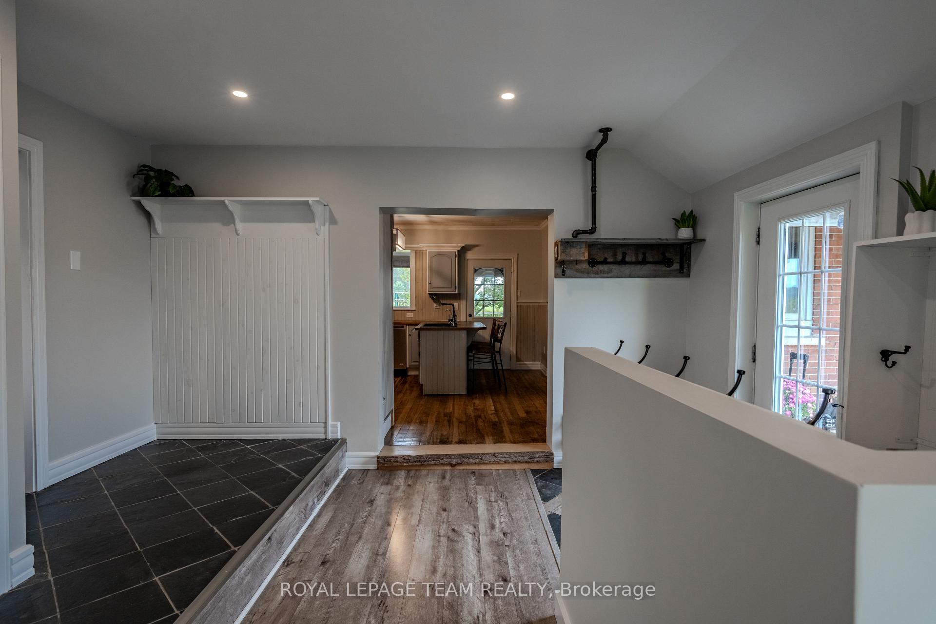 Photo 8 of 3570 Dunrobin Road, Ottawa, Dunrobin Shores — HOMEH