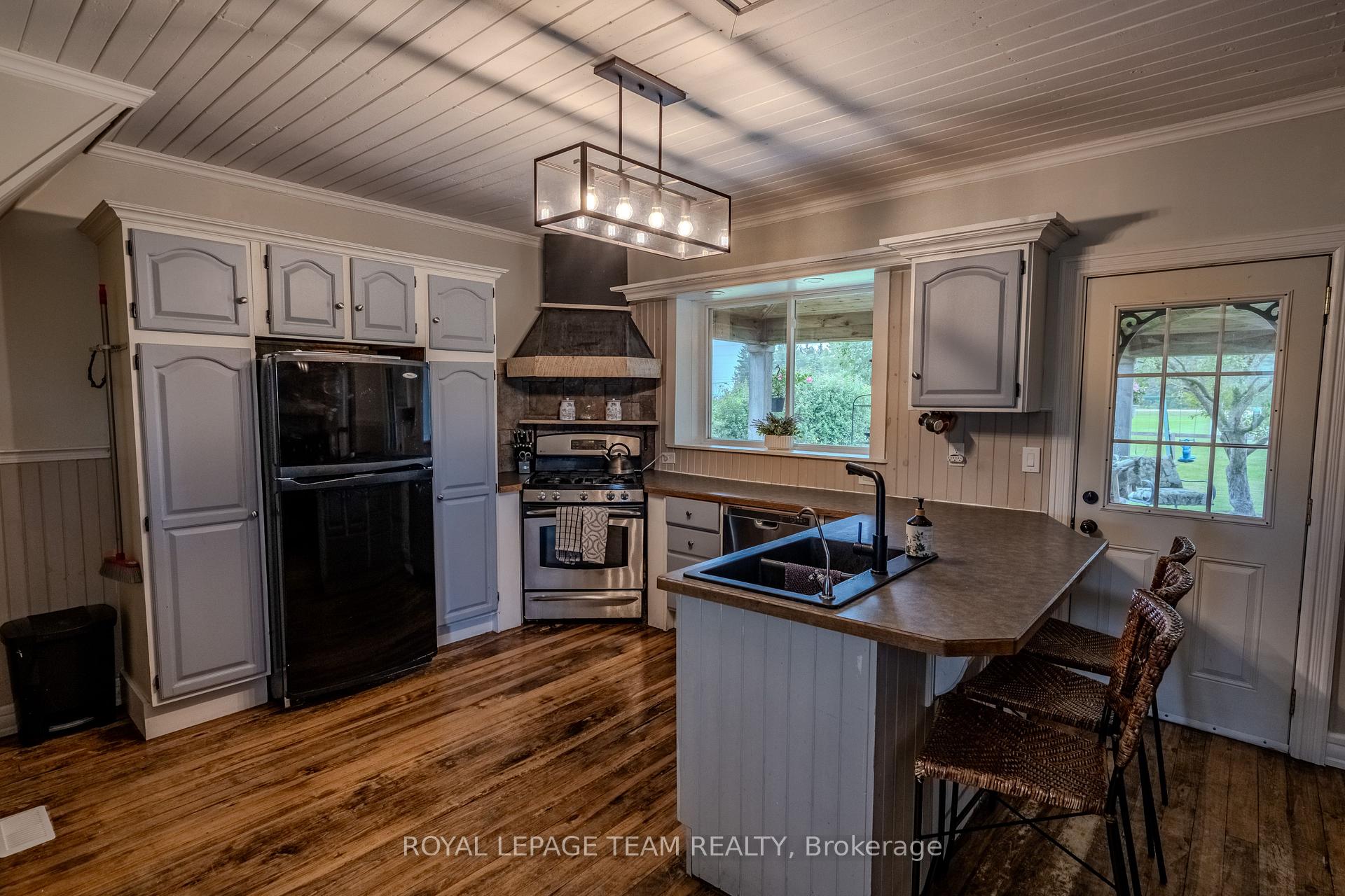 Photo 9 of 3570 Dunrobin Road, Ottawa, Dunrobin Shores — HOMEH