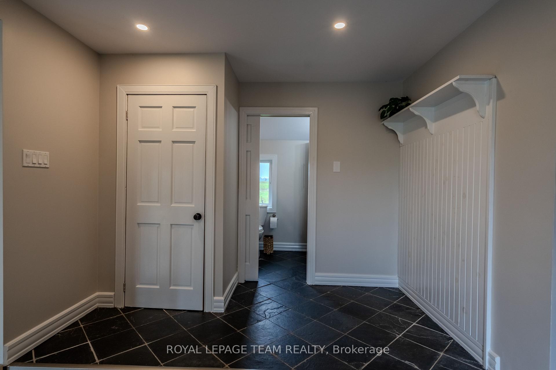 Photo 13 of 3570 Dunrobin Road, Ottawa, Dunrobin Shores — HOMEH