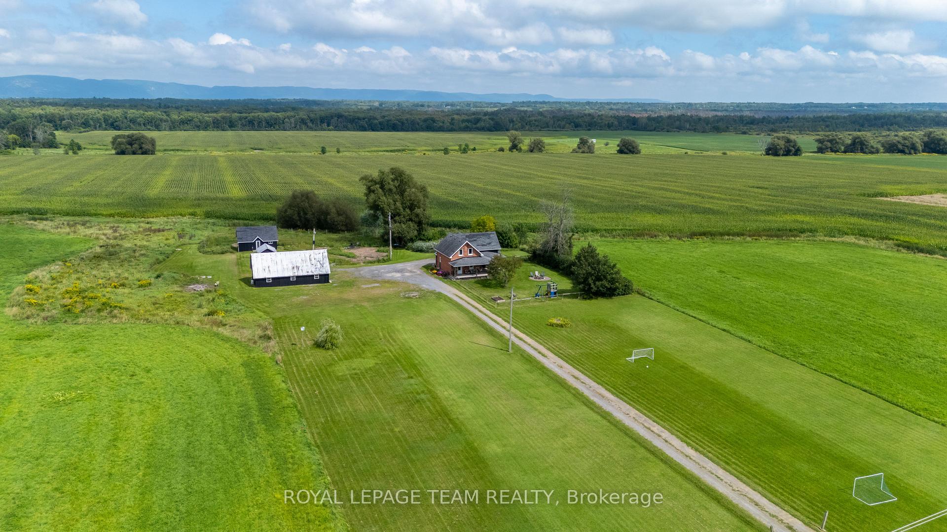 Photo 31 of 3570 Dunrobin Road, Ottawa, Dunrobin Shores — HOMEH