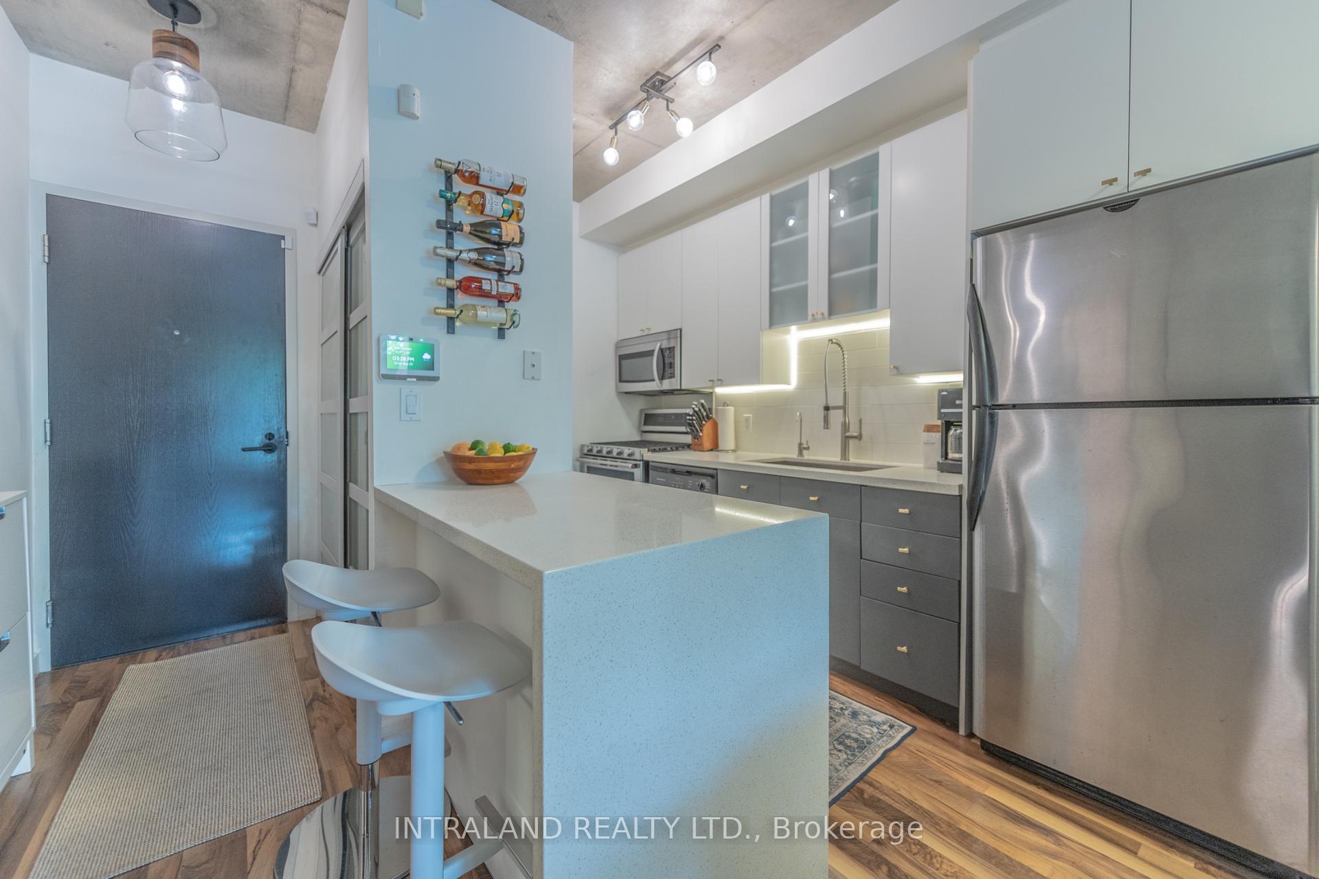 Photo 5 of Unit 113, 1 Shaw Street, Toronto, Niagara — HOMEH