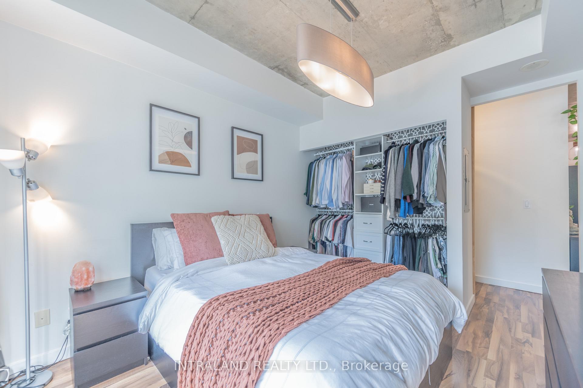 Photo 8 of Unit 113, 1 Shaw Street, Toronto, Niagara — HOMEH