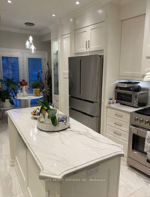 Photo 3 of 26 David Dunlap Circle, North York, Banbury-Don Mills — HOMEH