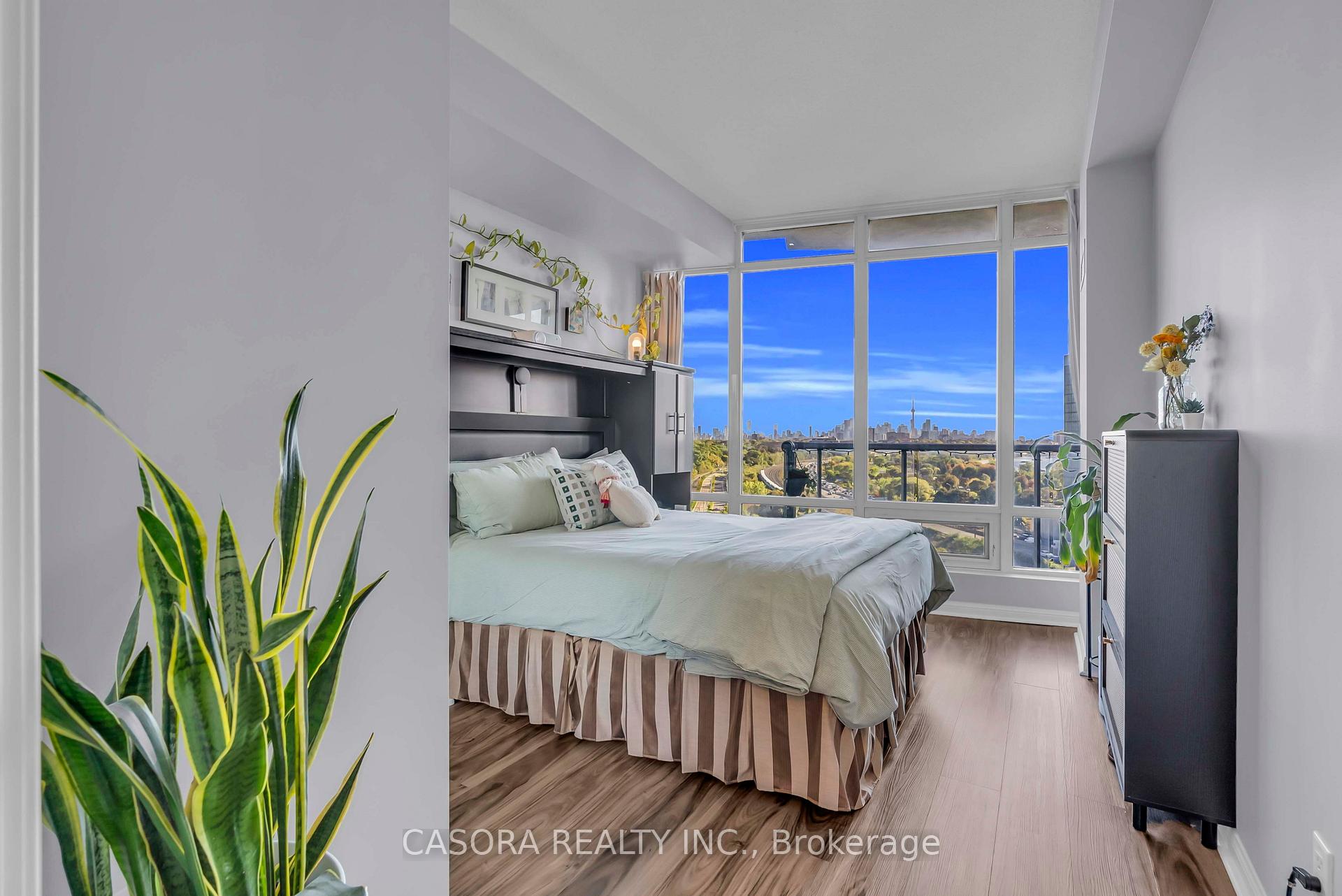 Photo 14 of Unit 1207, 15 Windermere Avenue, Toronto, High Park-Swansea — HOMEH