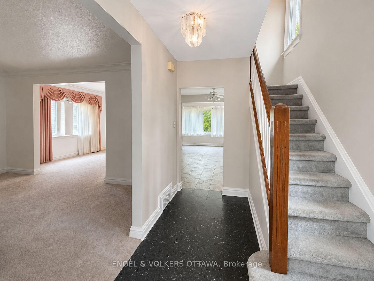 Photo 3 of 1216 Ridgemont Avenue, Ottawa, Ridgemont — HOMEH