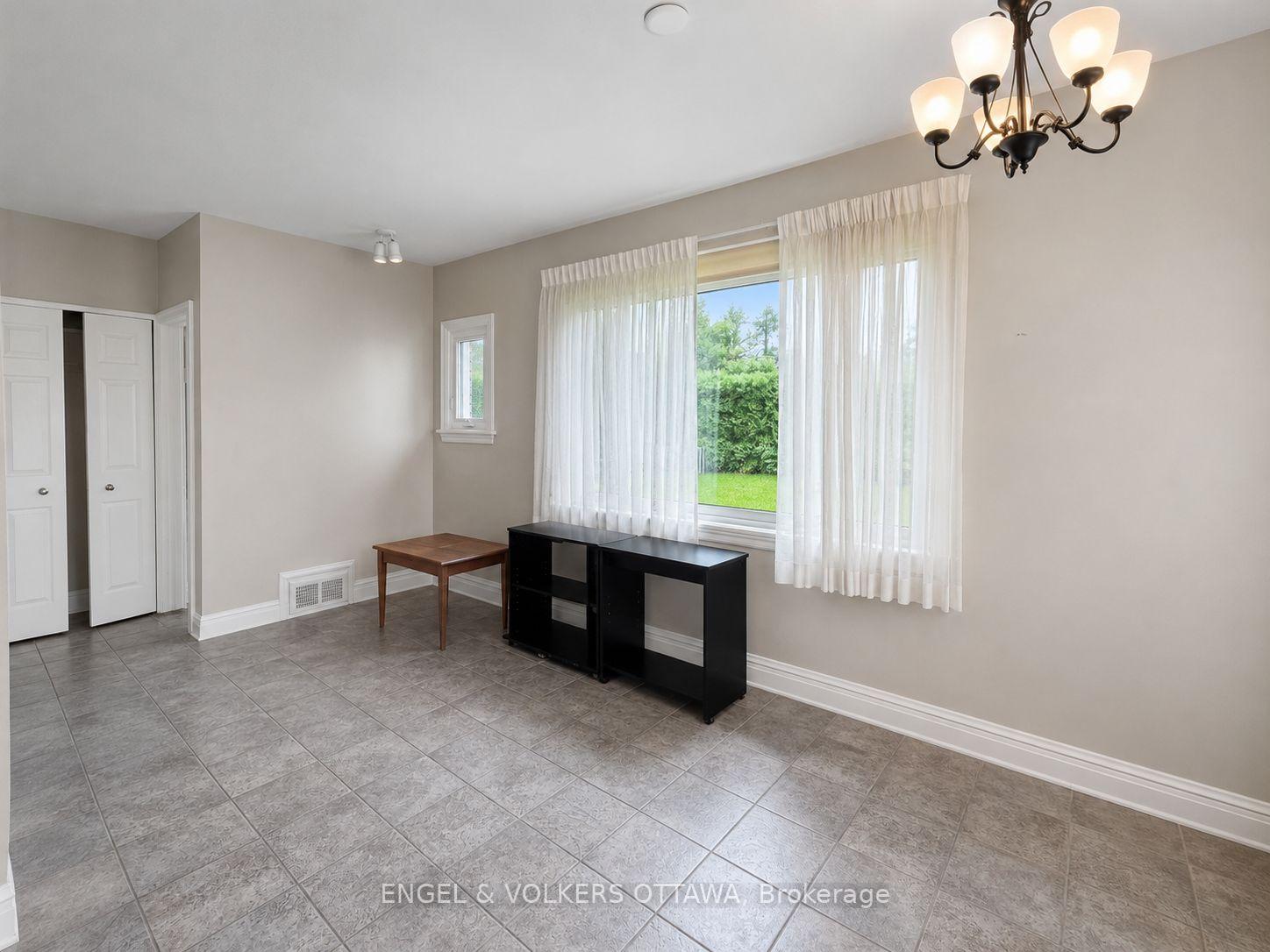 Photo 11 of 1216 Ridgemont Avenue, Ottawa, Ridgemont — HOMEH