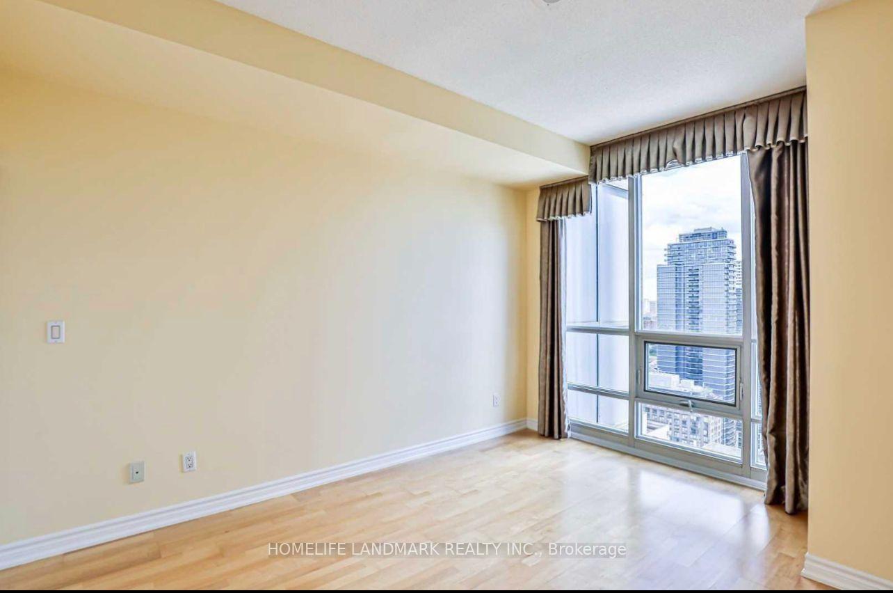 Photo 8 of Unit 3303, 761 Bay Street, Toronto, Bay Street Corridor — HOMEH