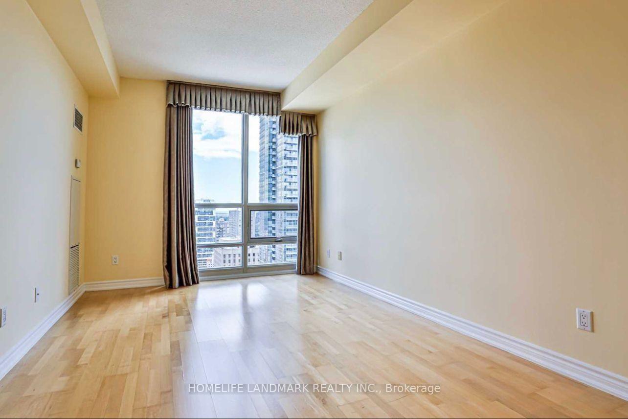 Photo 9 of Unit 3303, 761 Bay Street, Toronto, Bay Street Corridor — HOMEH
