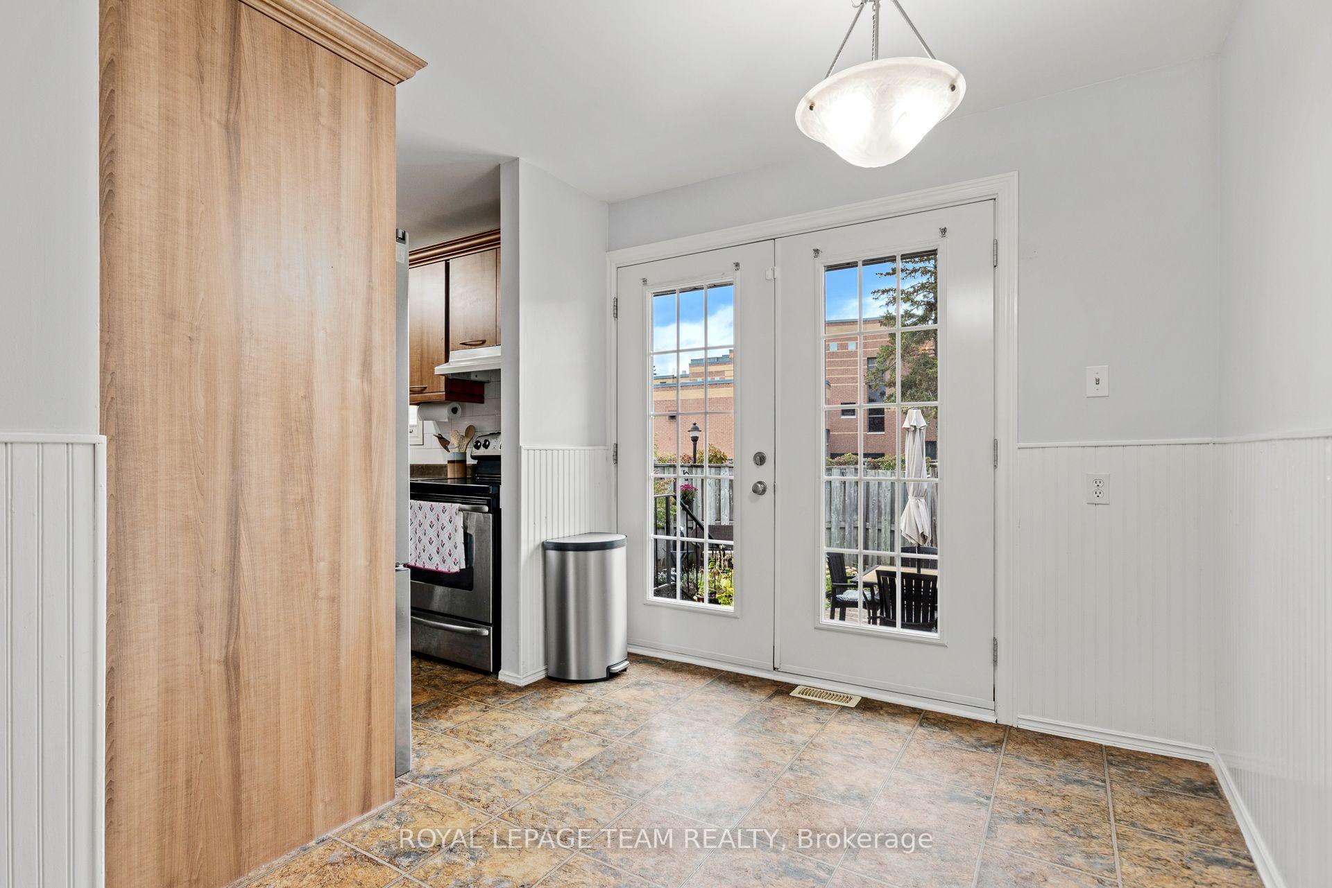 Photo 11 of Unit 9, 455 Kintyre Private, Ottawa, Carleton Square — HOMEH