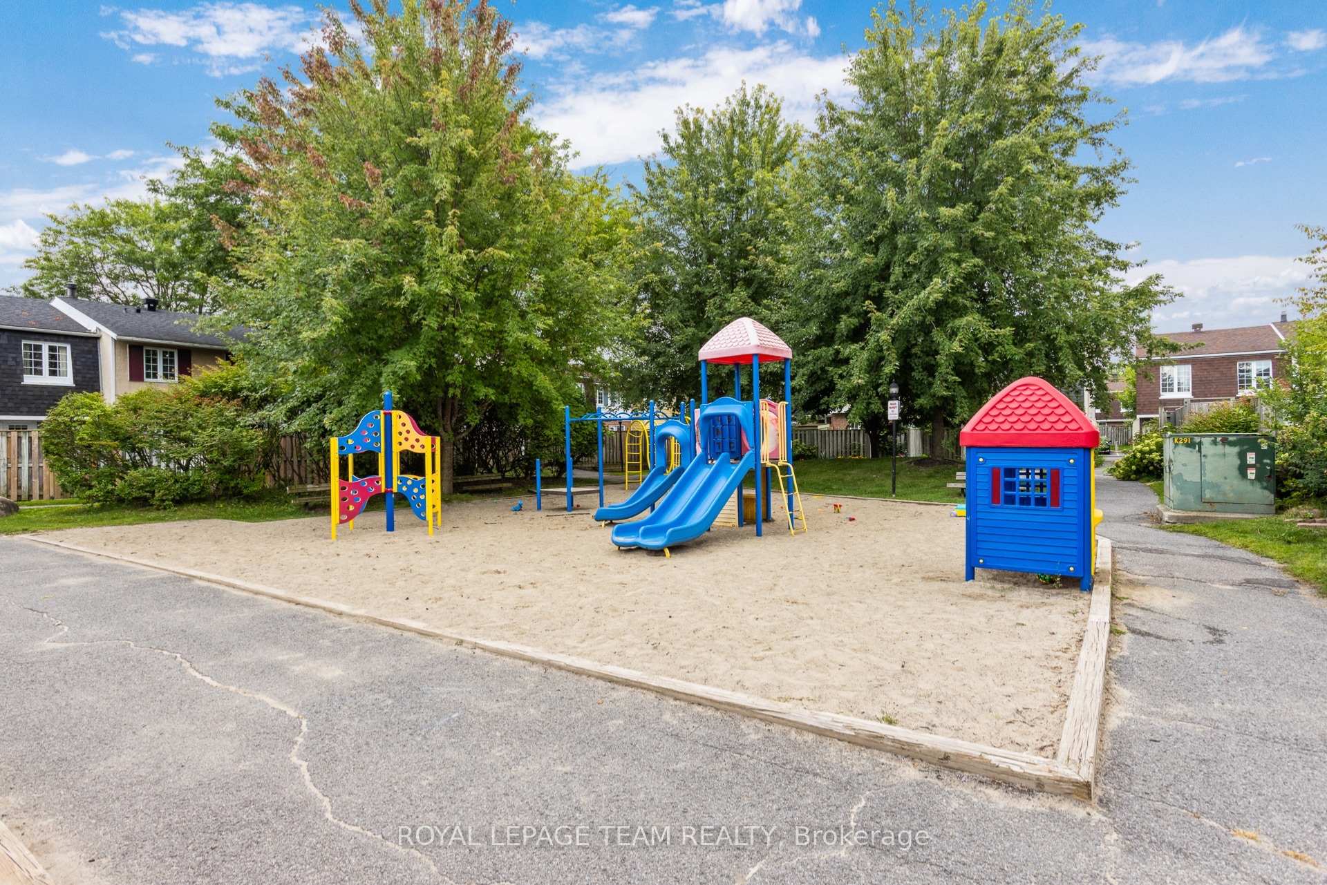 Photo 32 of Unit 9, 455 Kintyre Private, Ottawa, Carleton Square — HOMEH