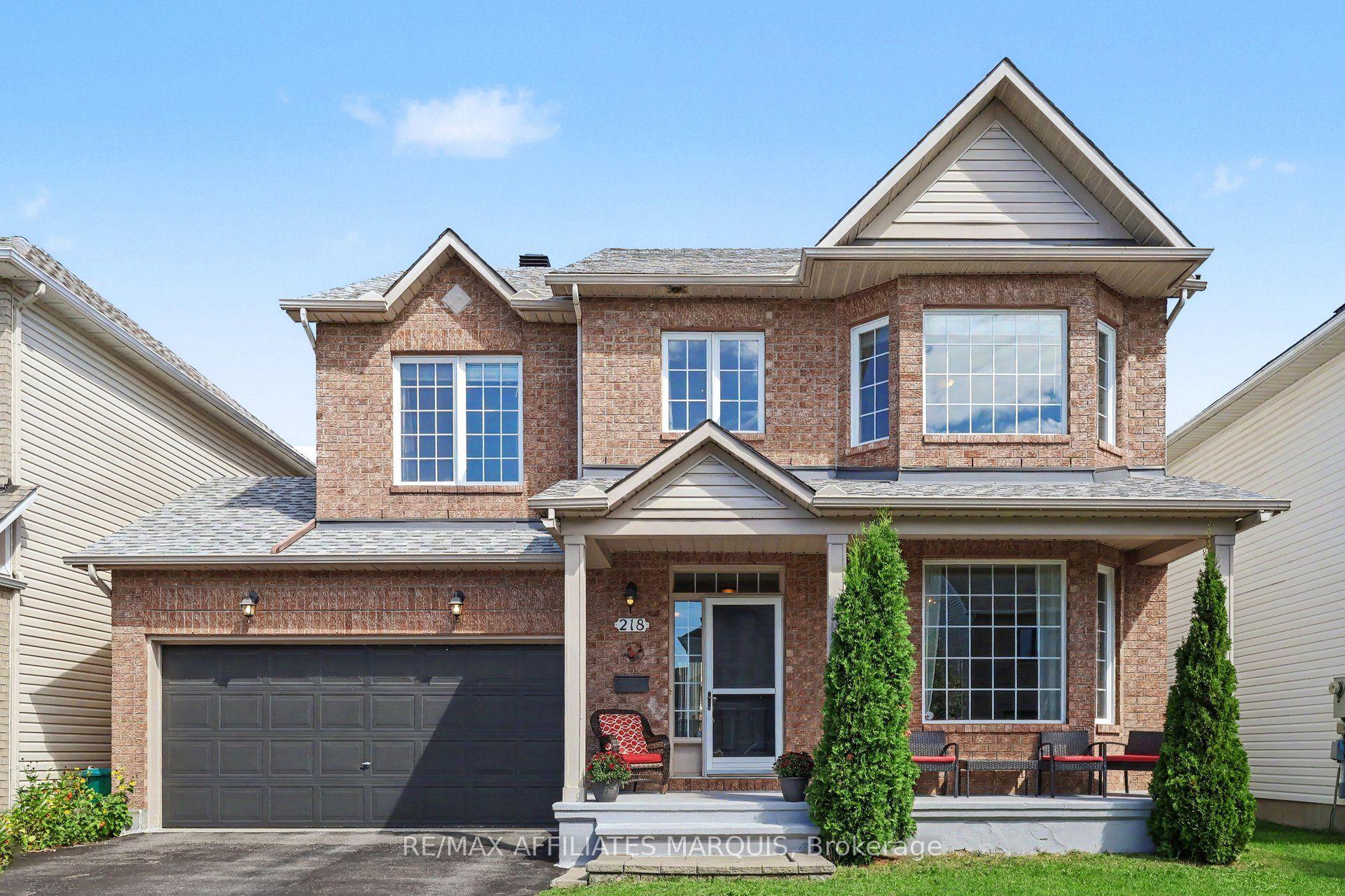 Photo 2 of 218 Annapolis Circle, Ottawa, Hunt Club — HOMEH