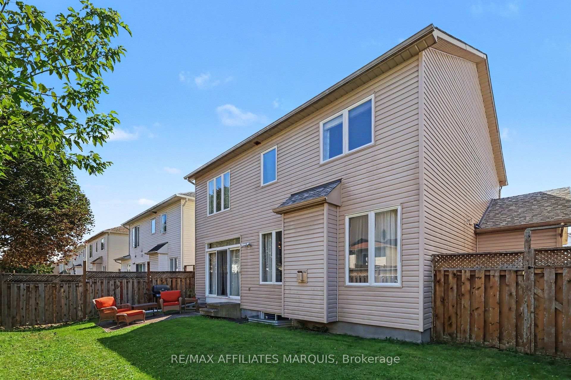 Photo 32 of 218 Annapolis Circle, Ottawa, Hunt Club — HOMEH