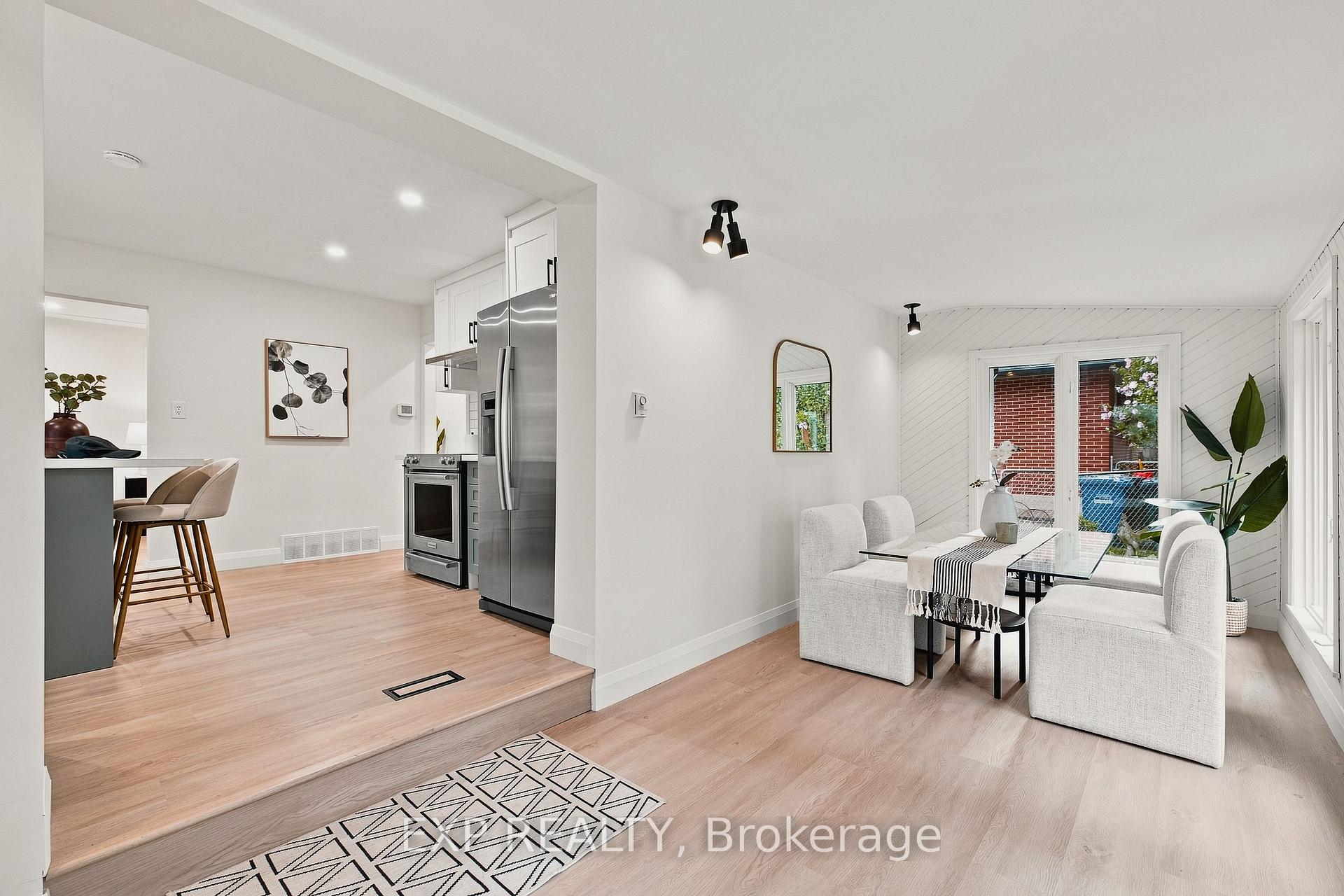 Photo 16 of 104 Kensington Street, Guelph, Riverside Park — HOMEH