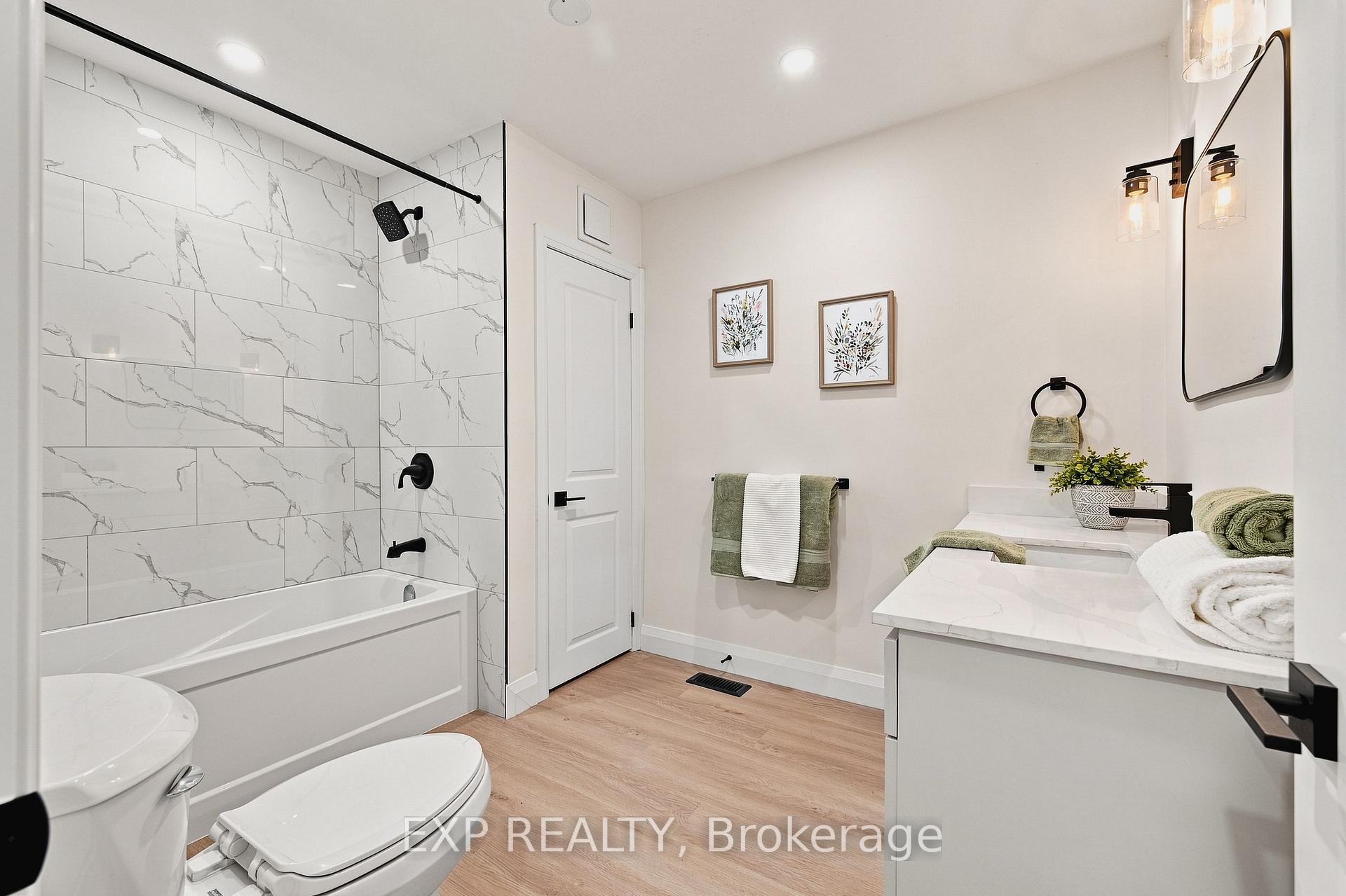 Photo 18 of 104 Kensington Street, Guelph, Riverside Park — HOMEH
