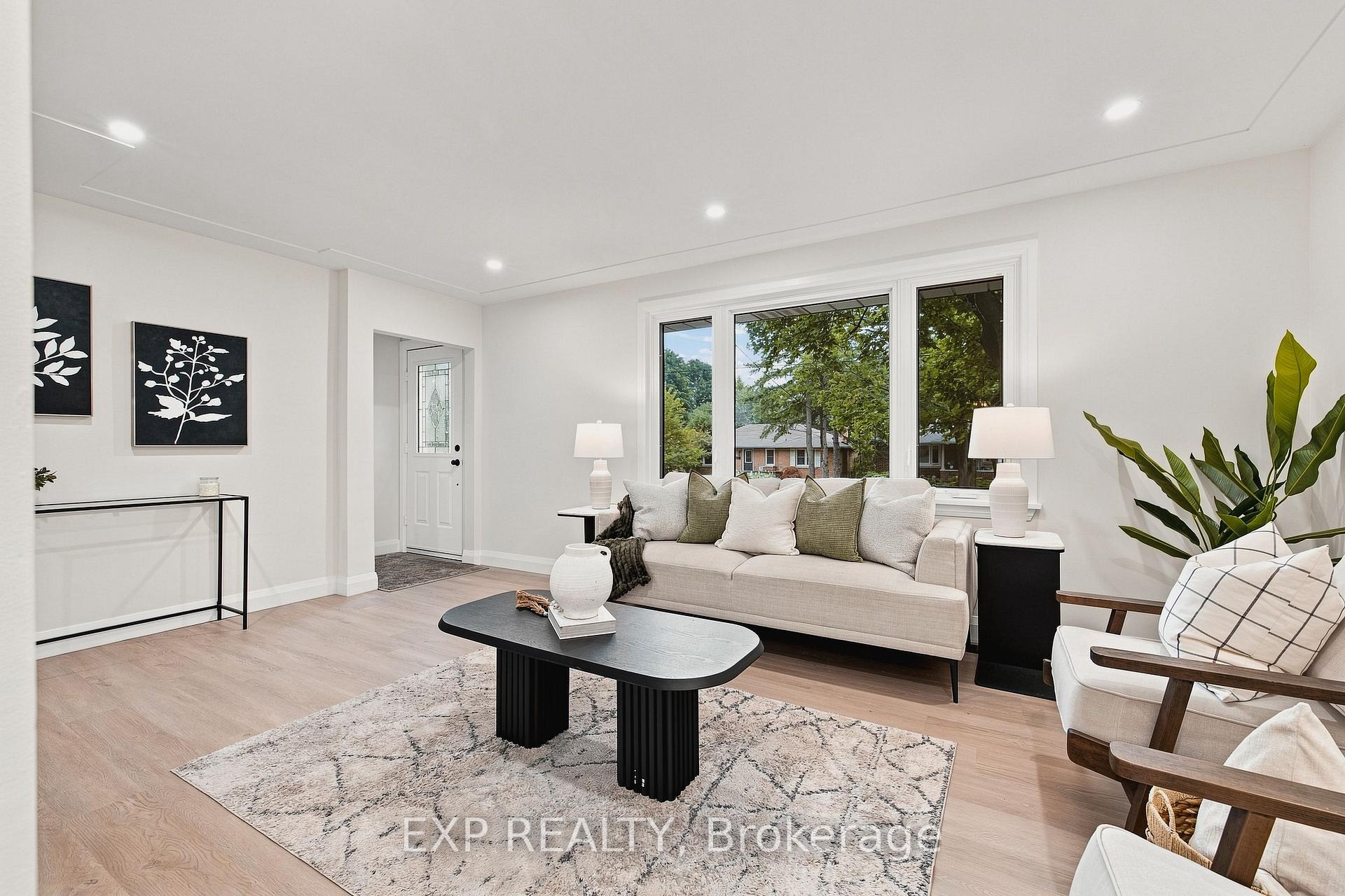Photo 19 of 104 Kensington Street, Guelph, Riverside Park — HOMEH