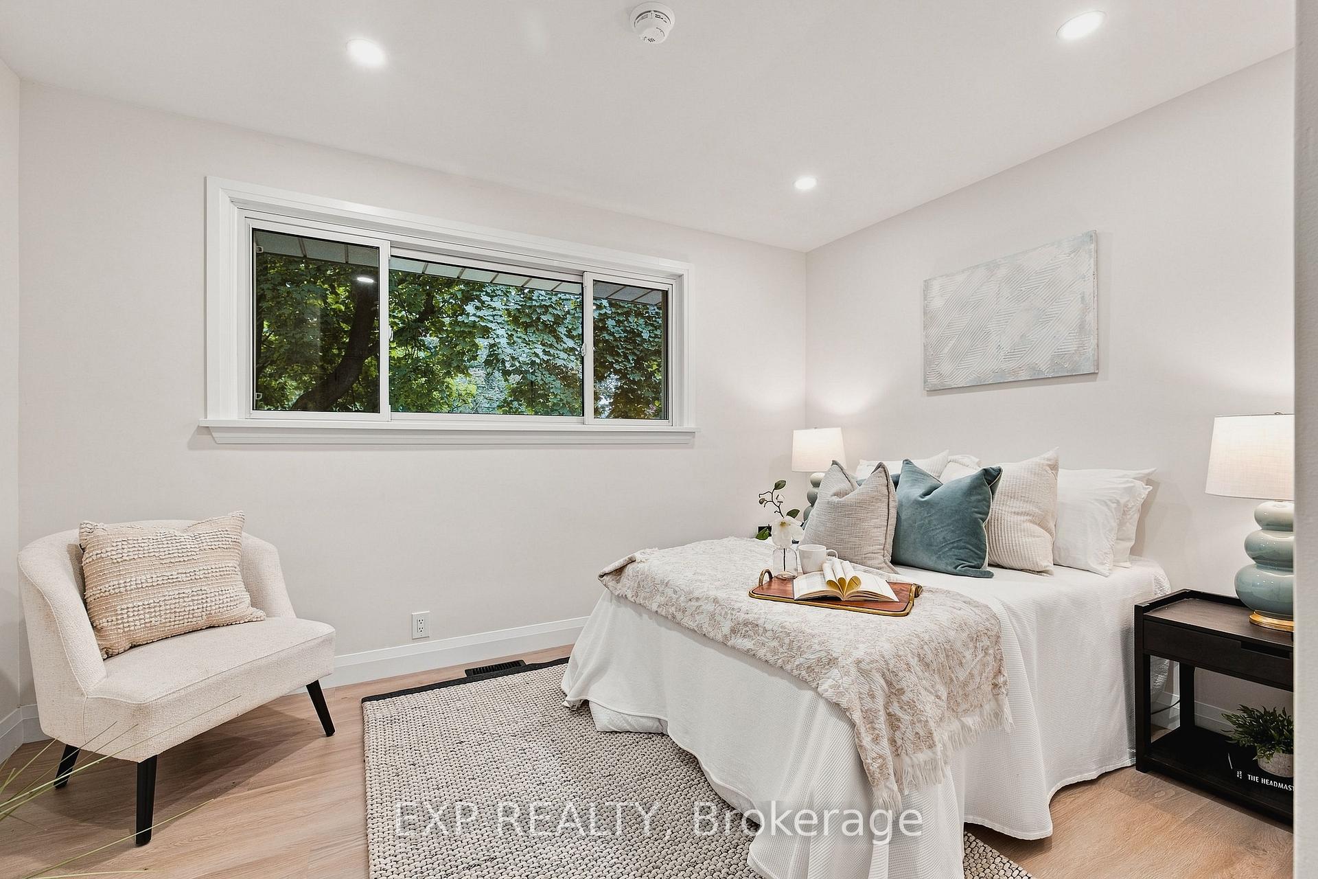 Photo 20 of 104 Kensington Street, Guelph, Riverside Park — HOMEH