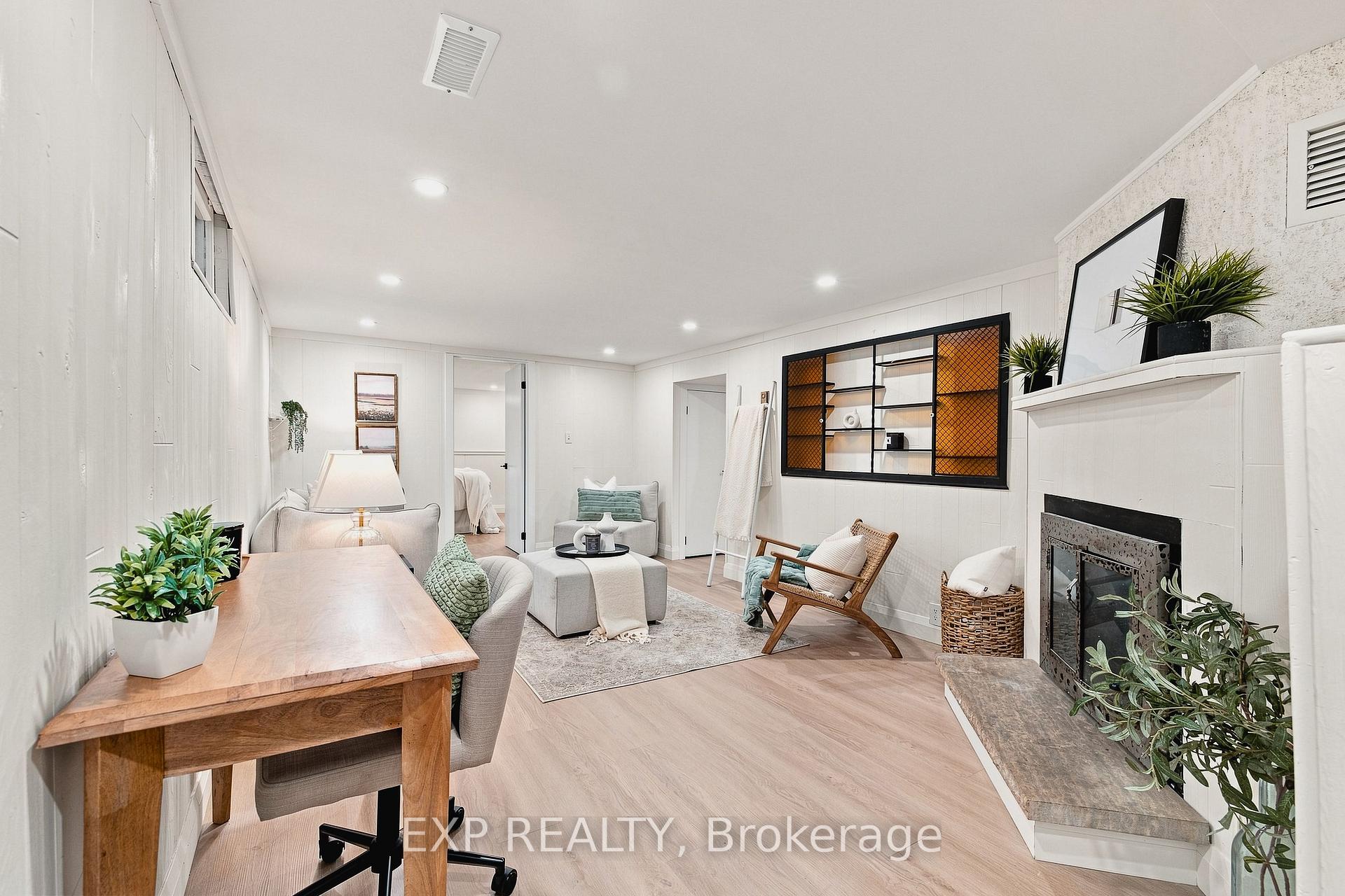 Photo 25 of 104 Kensington Street, Guelph, Riverside Park — HOMEH