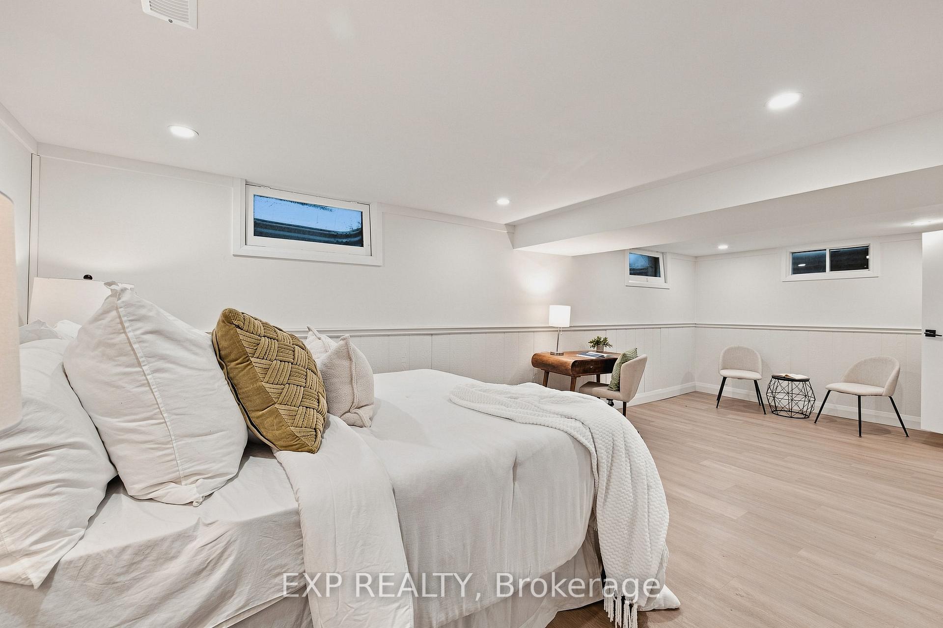 Photo 28 of 104 Kensington Street, Guelph, Riverside Park — HOMEH