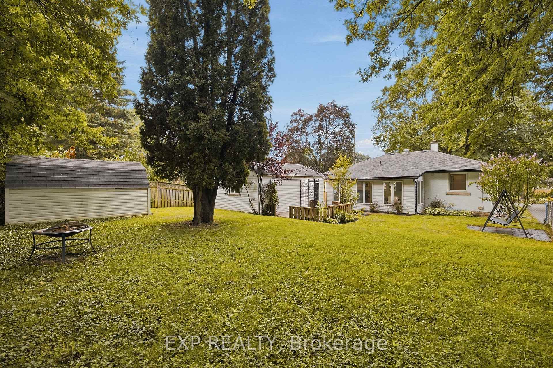 Photo 41 of 104 Kensington Street, Guelph, Riverside Park — HOMEH