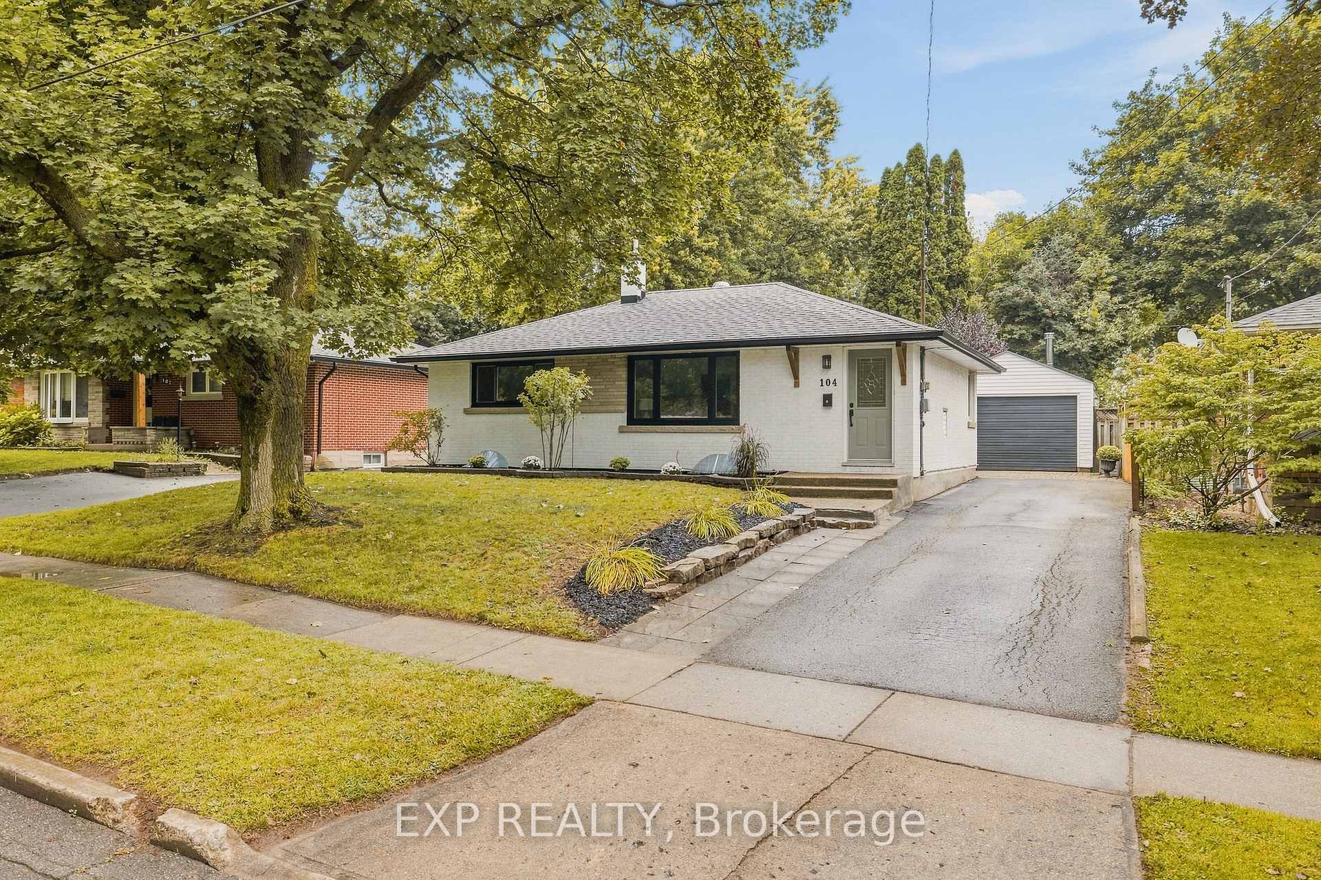 Photo 43 of 104 Kensington Street, Guelph, Riverside Park — HOMEH