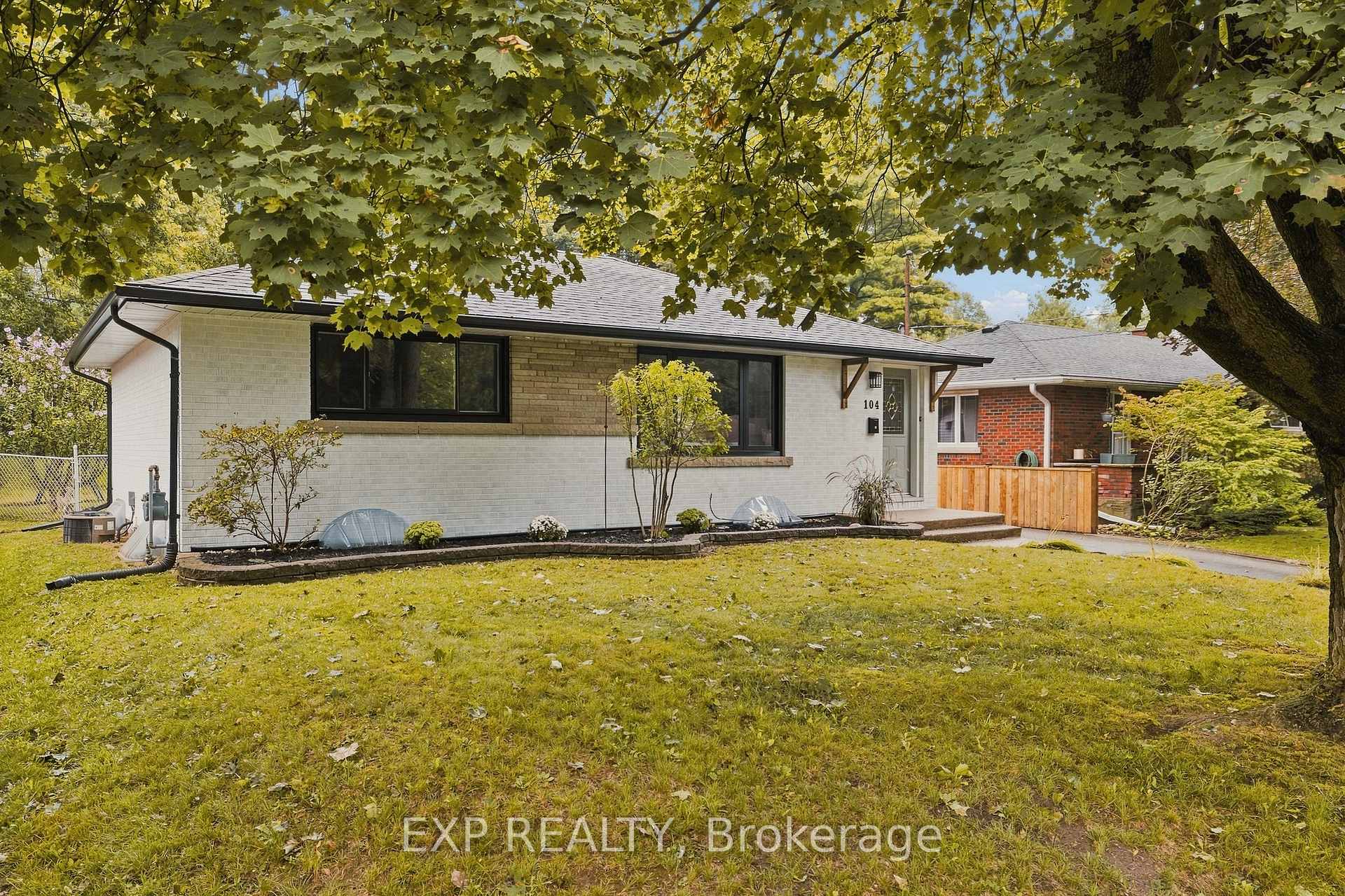 Photo 50 of 104 Kensington Street, Guelph, Riverside Park — HOMEH