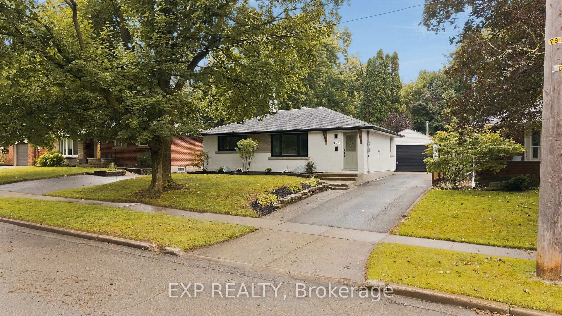 Photo 53 of 104 Kensington Street, Guelph, Riverside Park — HOMEH