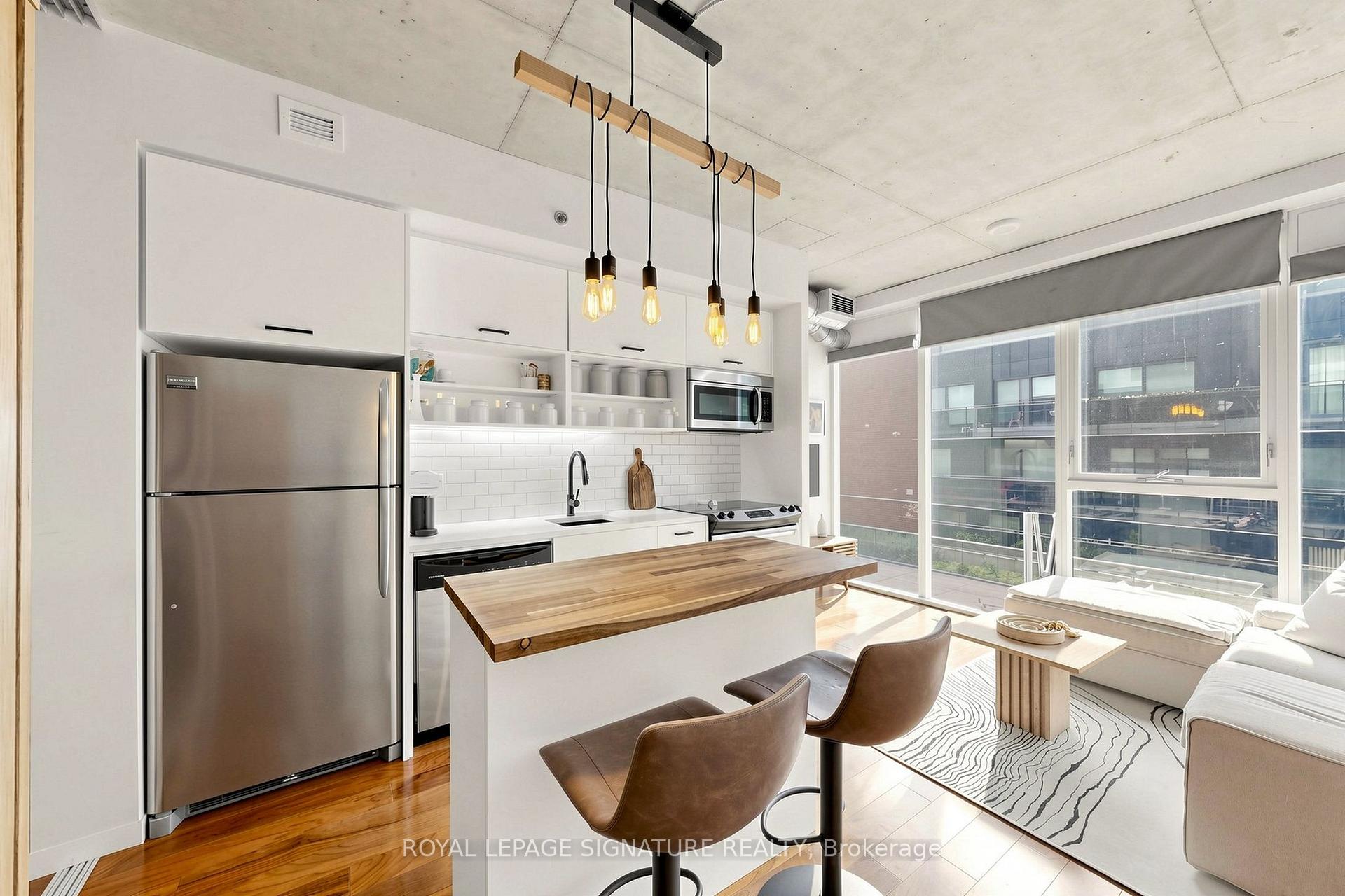 Photo 8 of Unit 414, 32 Trolley Crescent, Toronto, Moss Park — HOMEH