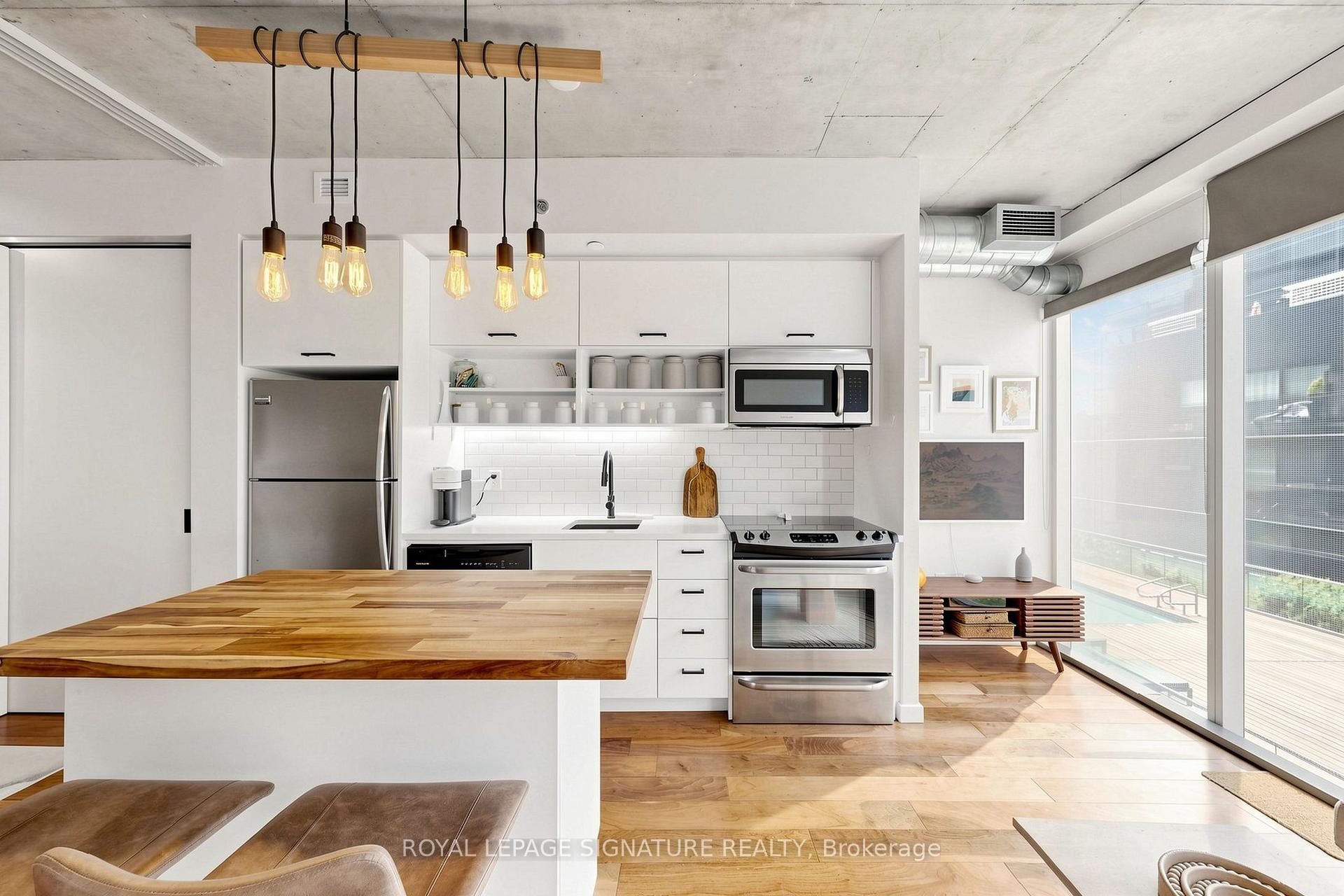 Photo 9 of Unit 414, 32 Trolley Crescent, Toronto, Moss Park — HOMEH