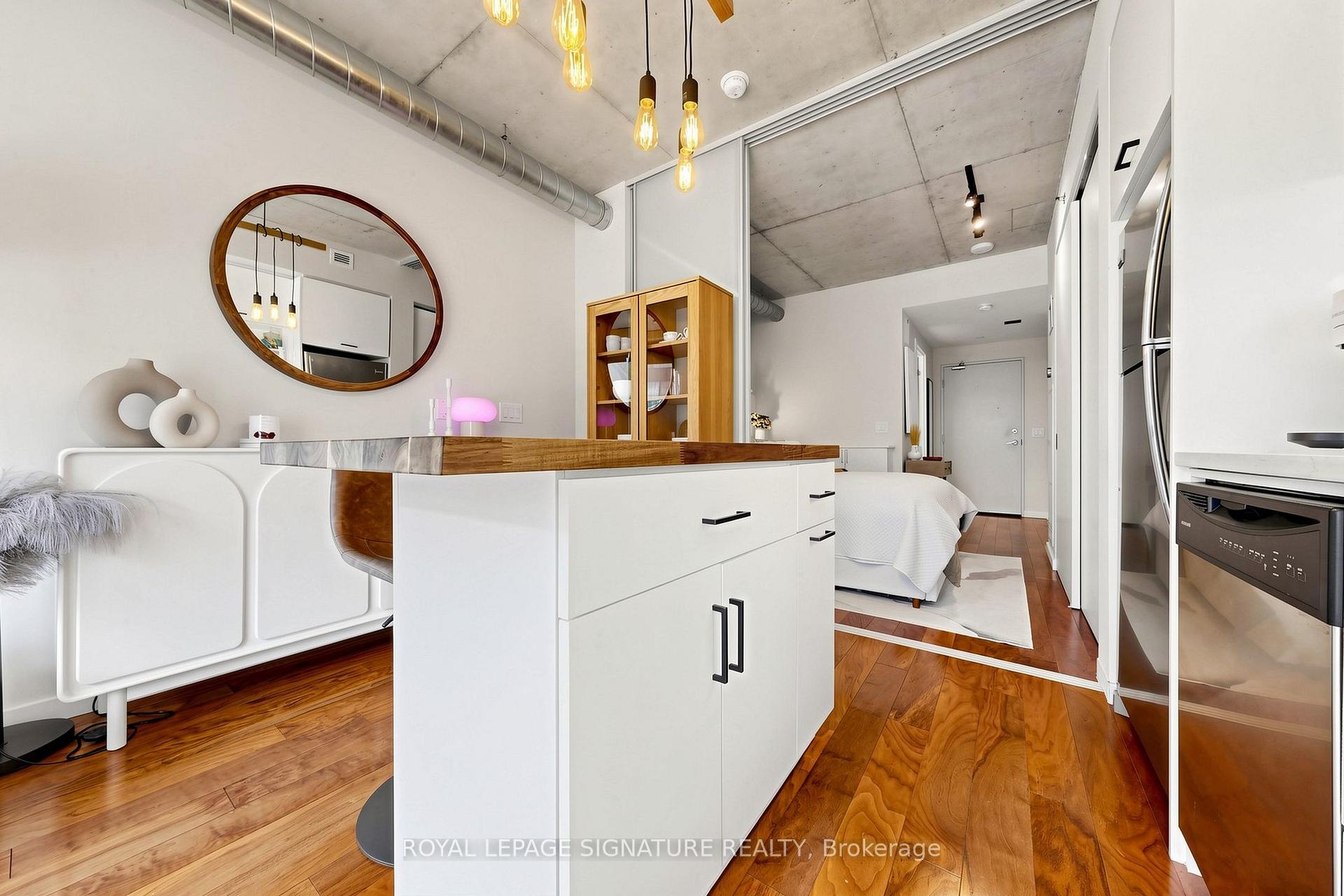 Photo 13 of Unit 414, 32 Trolley Crescent, Toronto, Moss Park — HOMEH