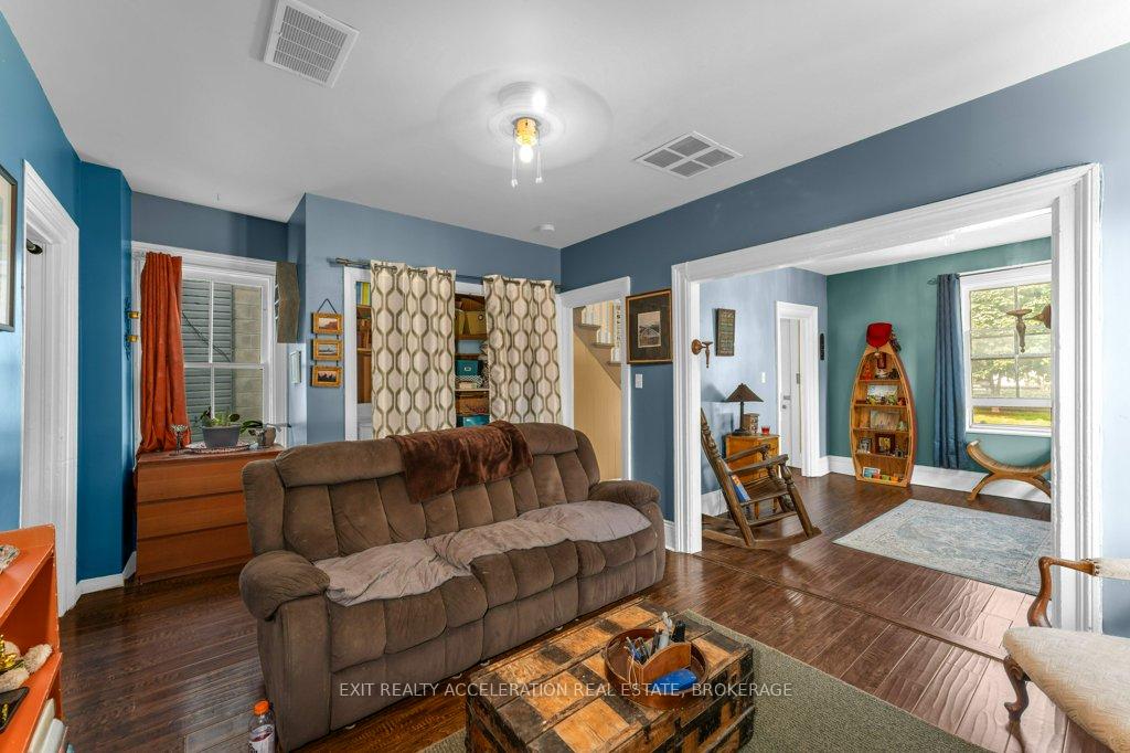 Photo 12 of 163 Green Street, Deseronto, Deseronto (Town) — HOMEH