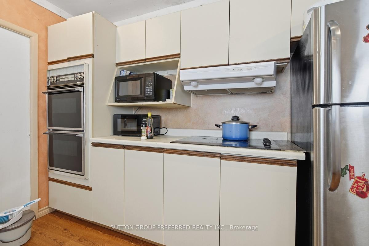 Photo 16 of 2 Ruskin Court, London, North J — HOMEH
