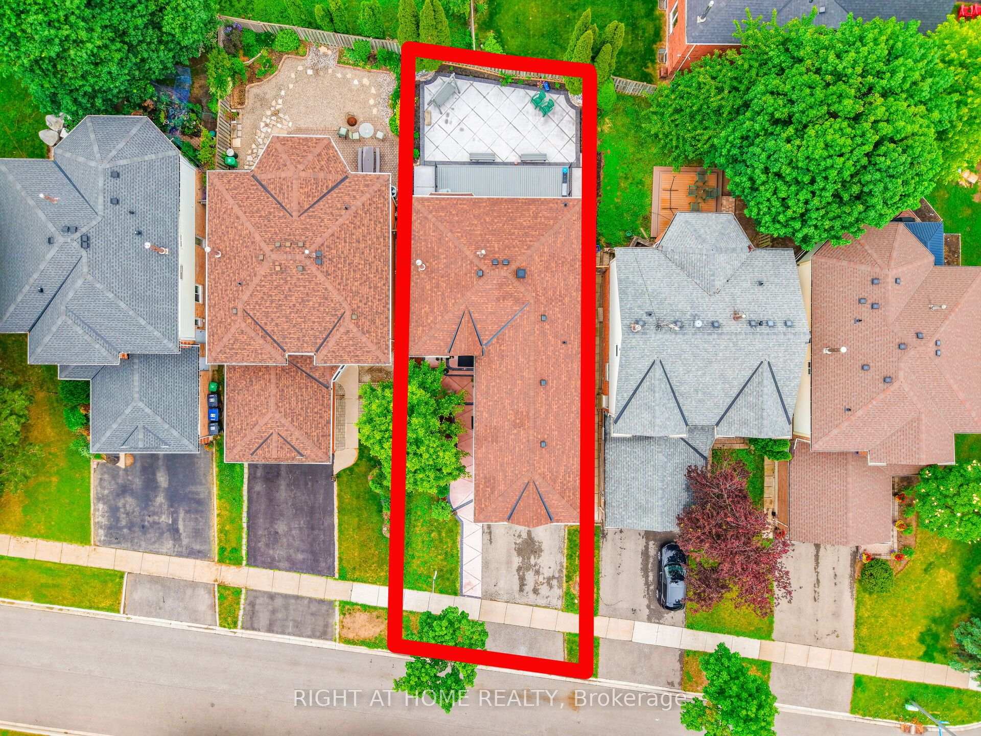 Photo 3 of 4487 Inchbury Road, Mississauga, Central Erin Mills — HOMEH