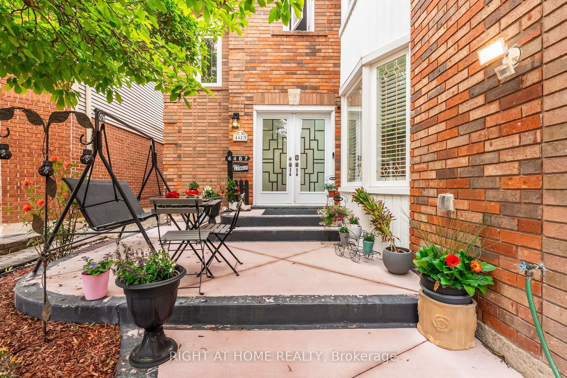 Photo 6 of 4487 Inchbury Road, Mississauga, Central Erin Mills — HOMEH