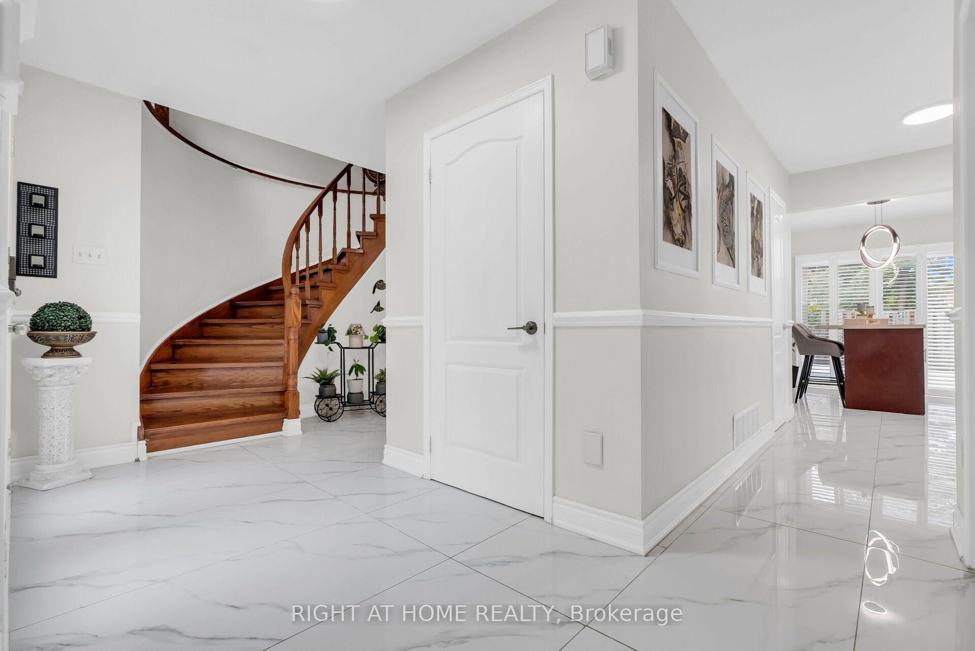 Photo 8 of 4487 Inchbury Road, Mississauga, Central Erin Mills — HOMEH