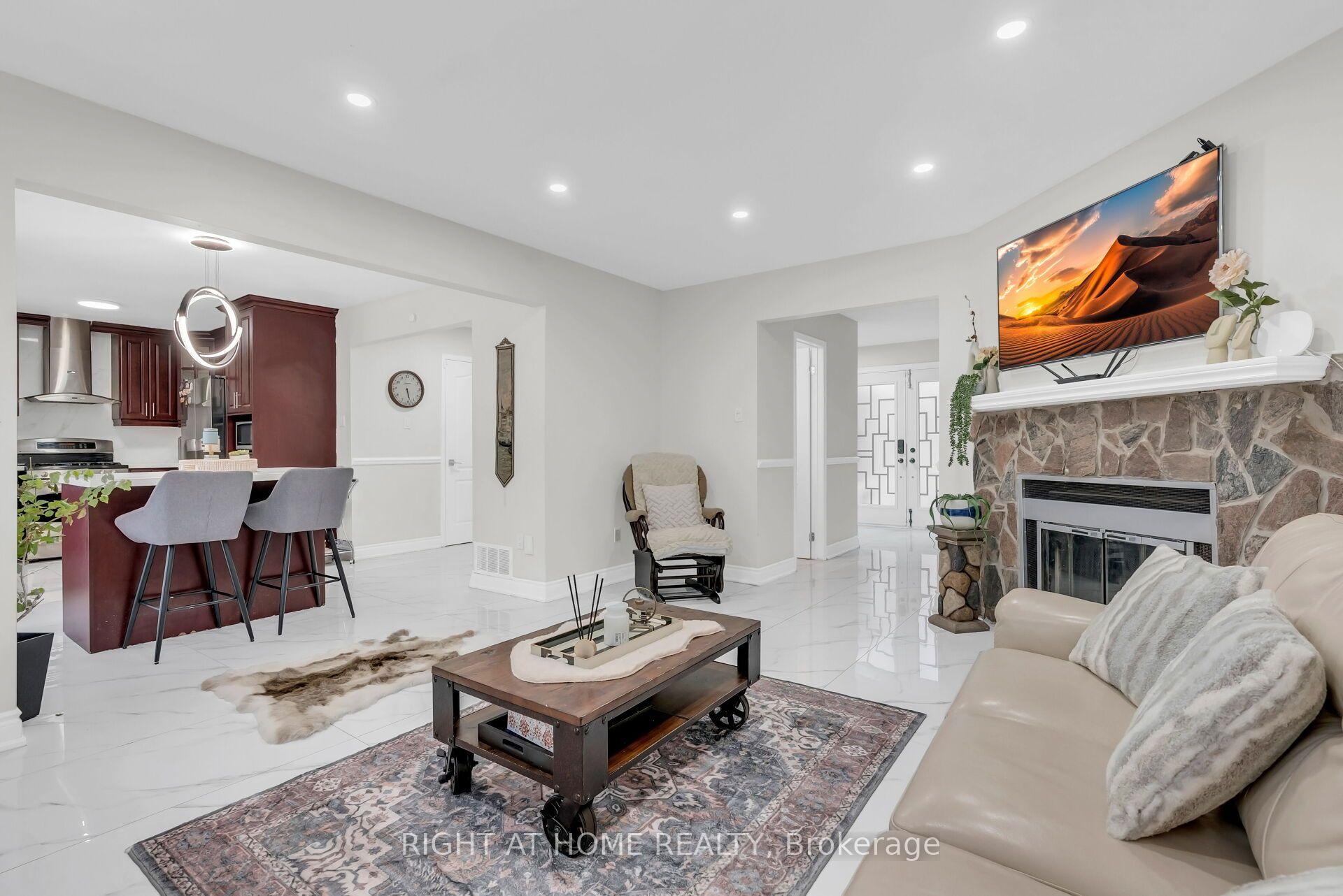 Photo 10 of 4487 Inchbury Road, Mississauga, Central Erin Mills — HOMEH