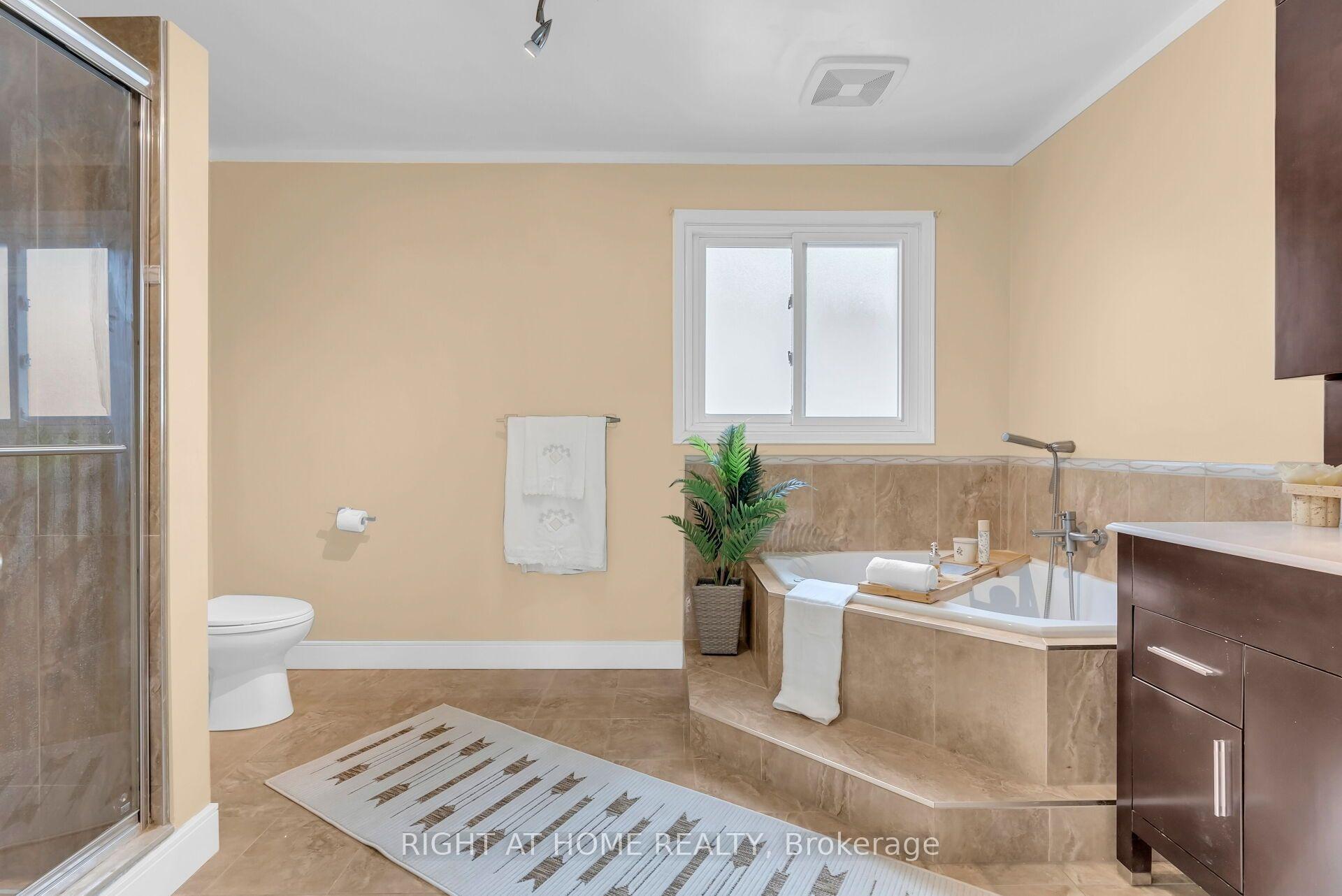 Photo 26 of 4487 Inchbury Road, Mississauga, Central Erin Mills — HOMEH