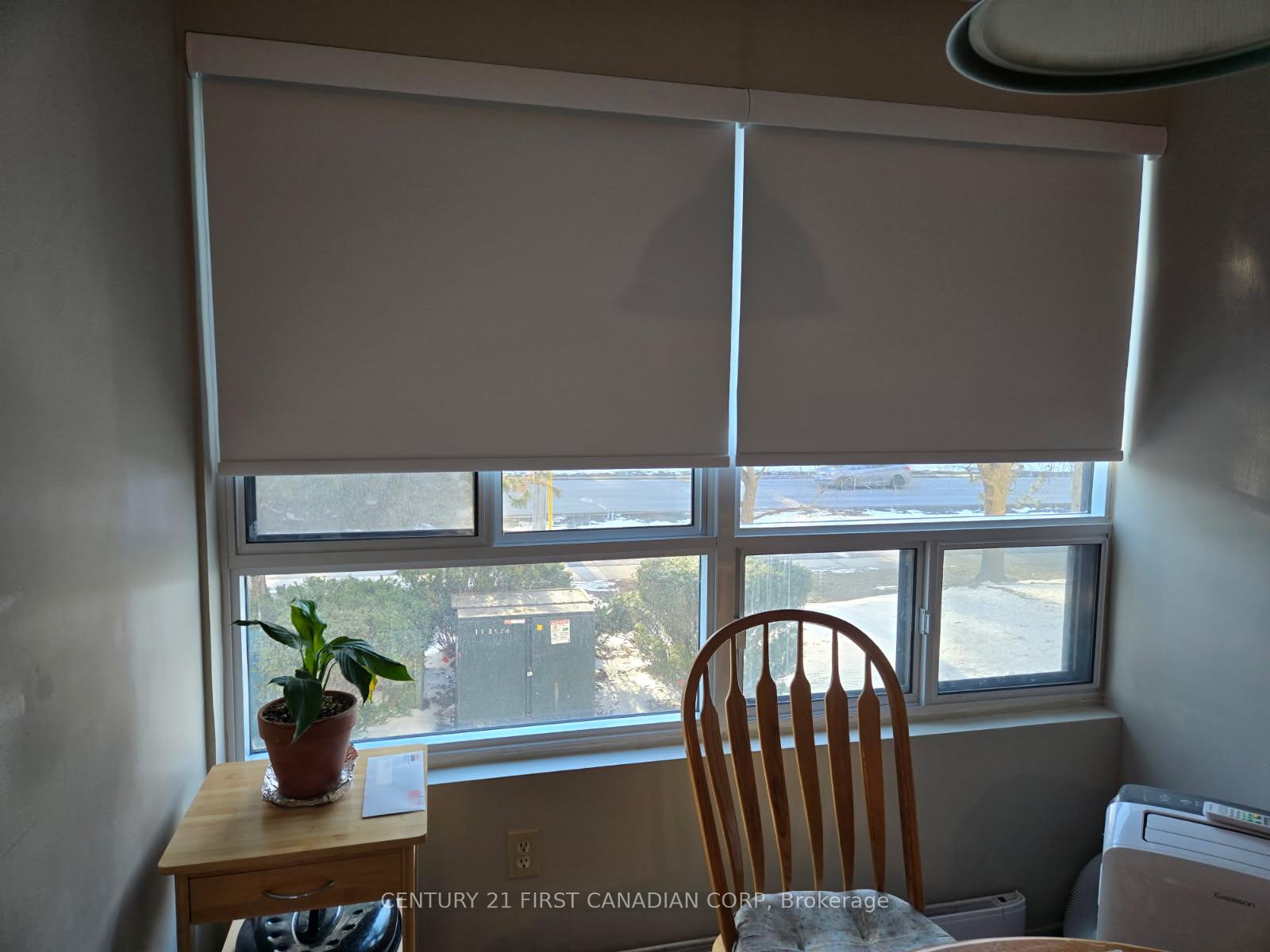 Photo 11 of Unit 207, 600 Grenfell Drive, London, North C — HOMEH
