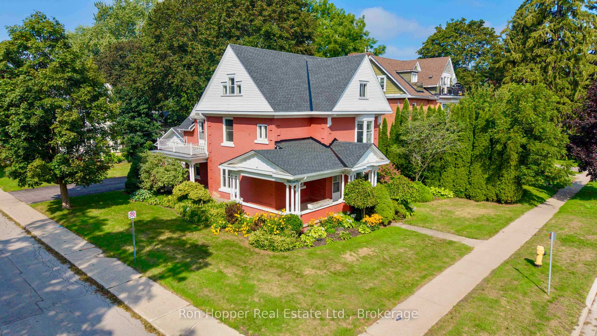 Photo 1 of 1358 4th Avenue W, Owen Sound — HOMEH
