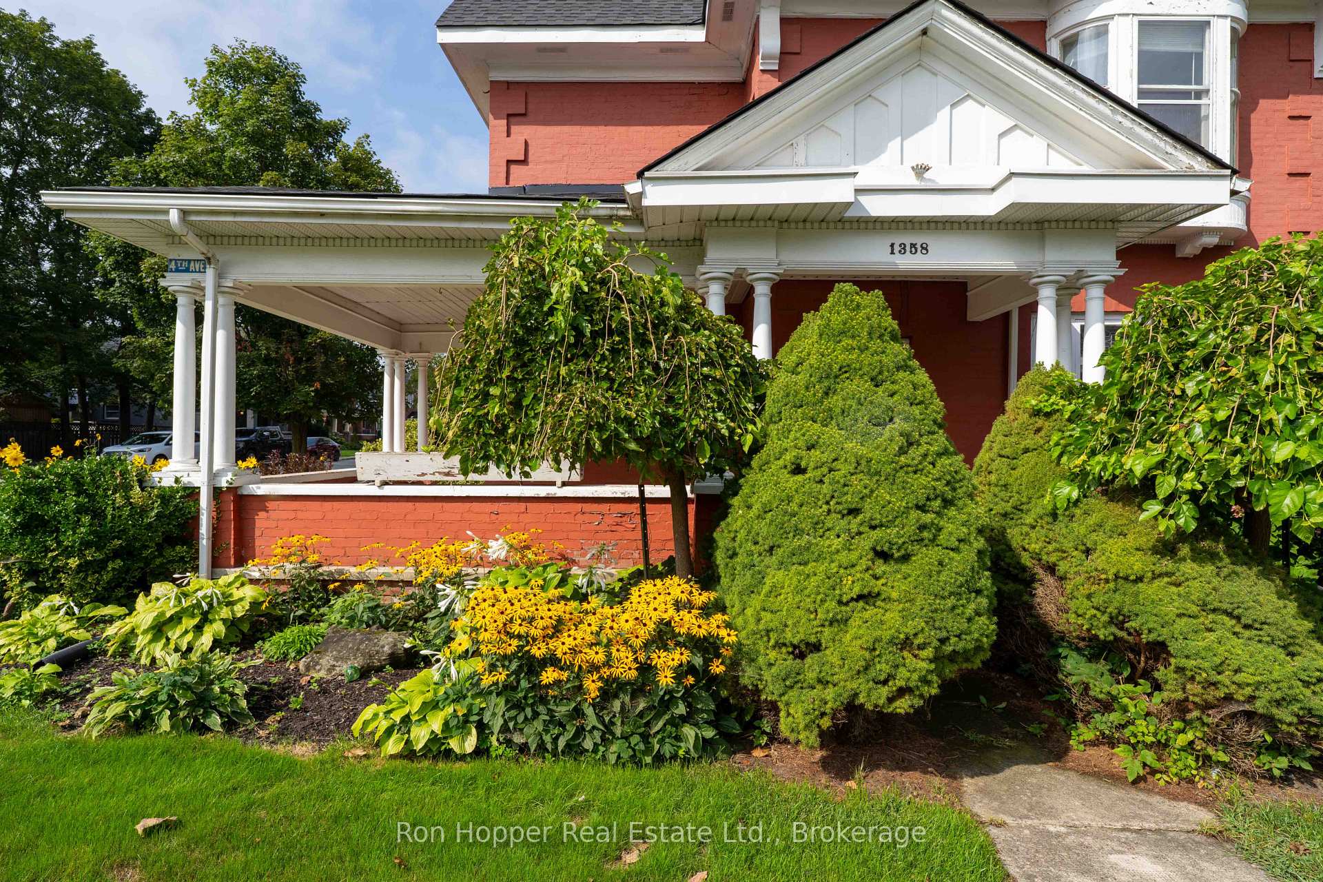 Photo 4 of 1358 4th Avenue W, Owen Sound — HOMEH