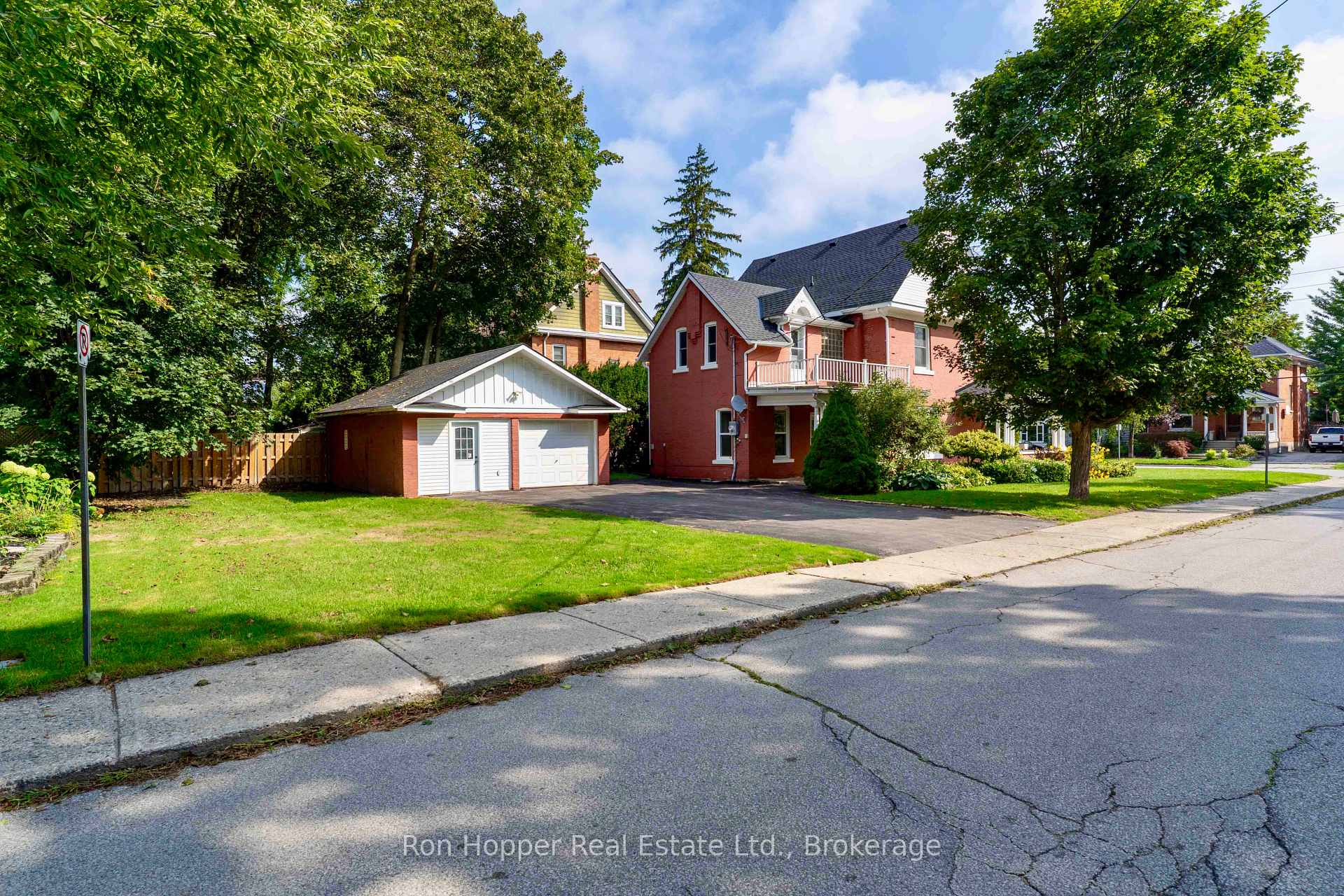 Photo 6 of 1358 4th Avenue W, Owen Sound — HOMEH