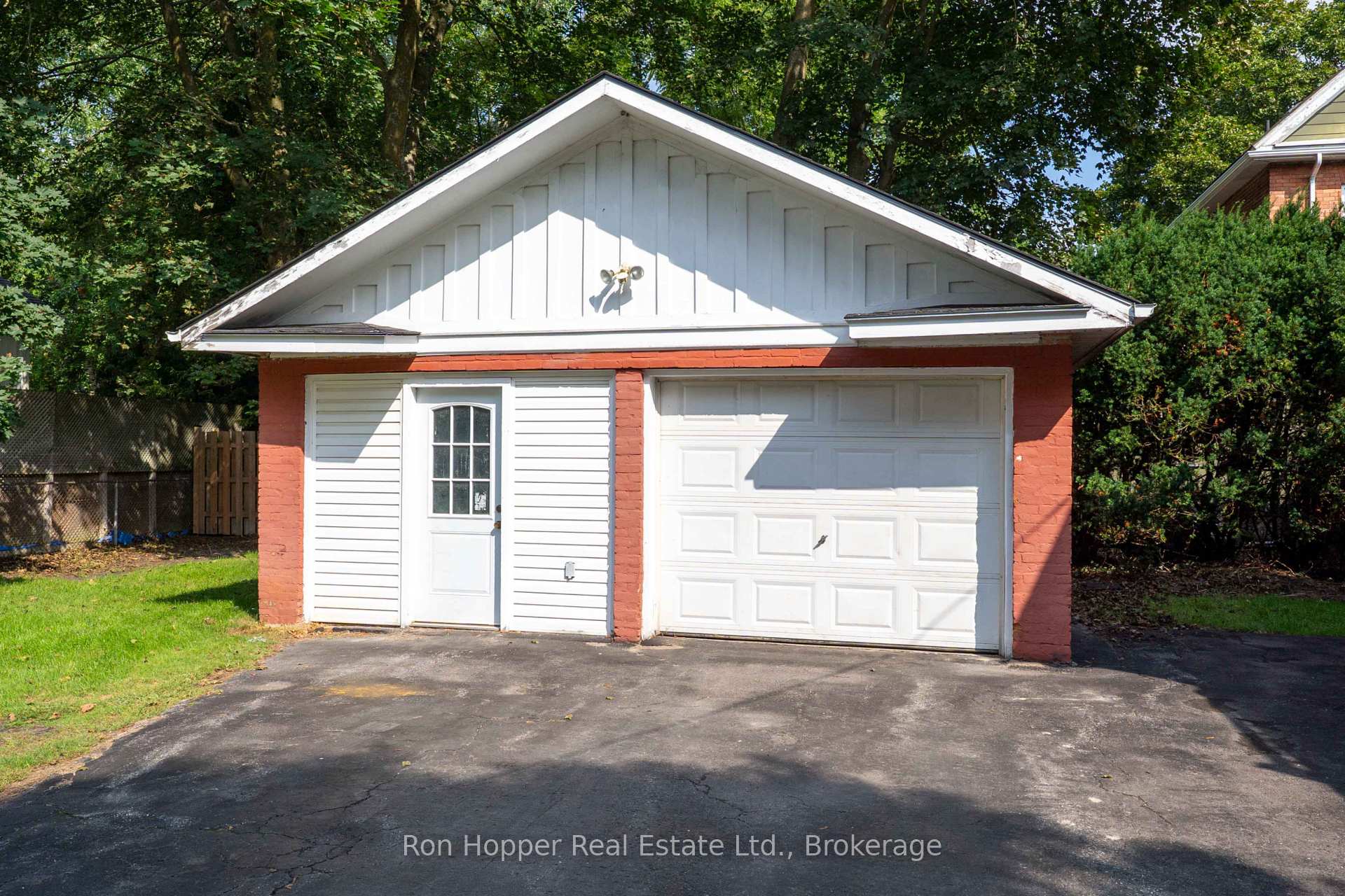 Photo 7 of 1358 4th Avenue W, Owen Sound — HOMEH