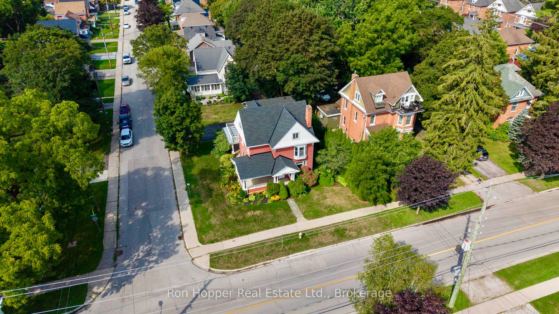 Photo 9 of 1358 4th Avenue W, Owen Sound — HOMEH