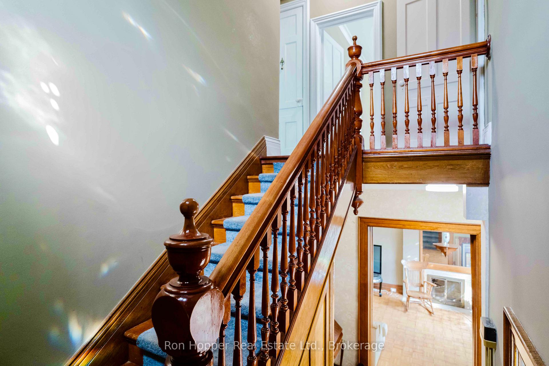 Photo 12 of 1358 4th Avenue W, Owen Sound — HOMEH