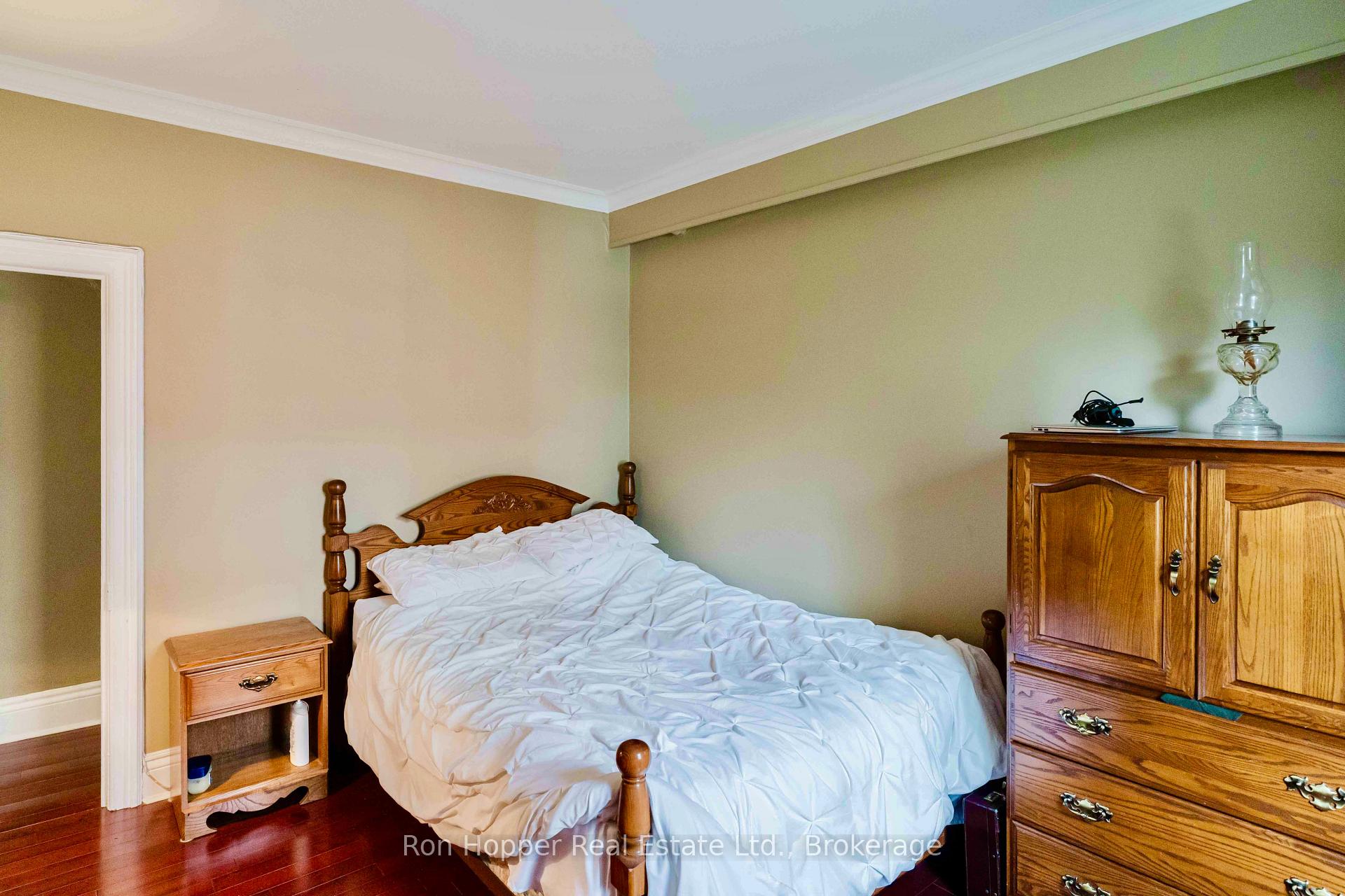 Photo 23 of 1358 4th Avenue W, Owen Sound — HOMEH