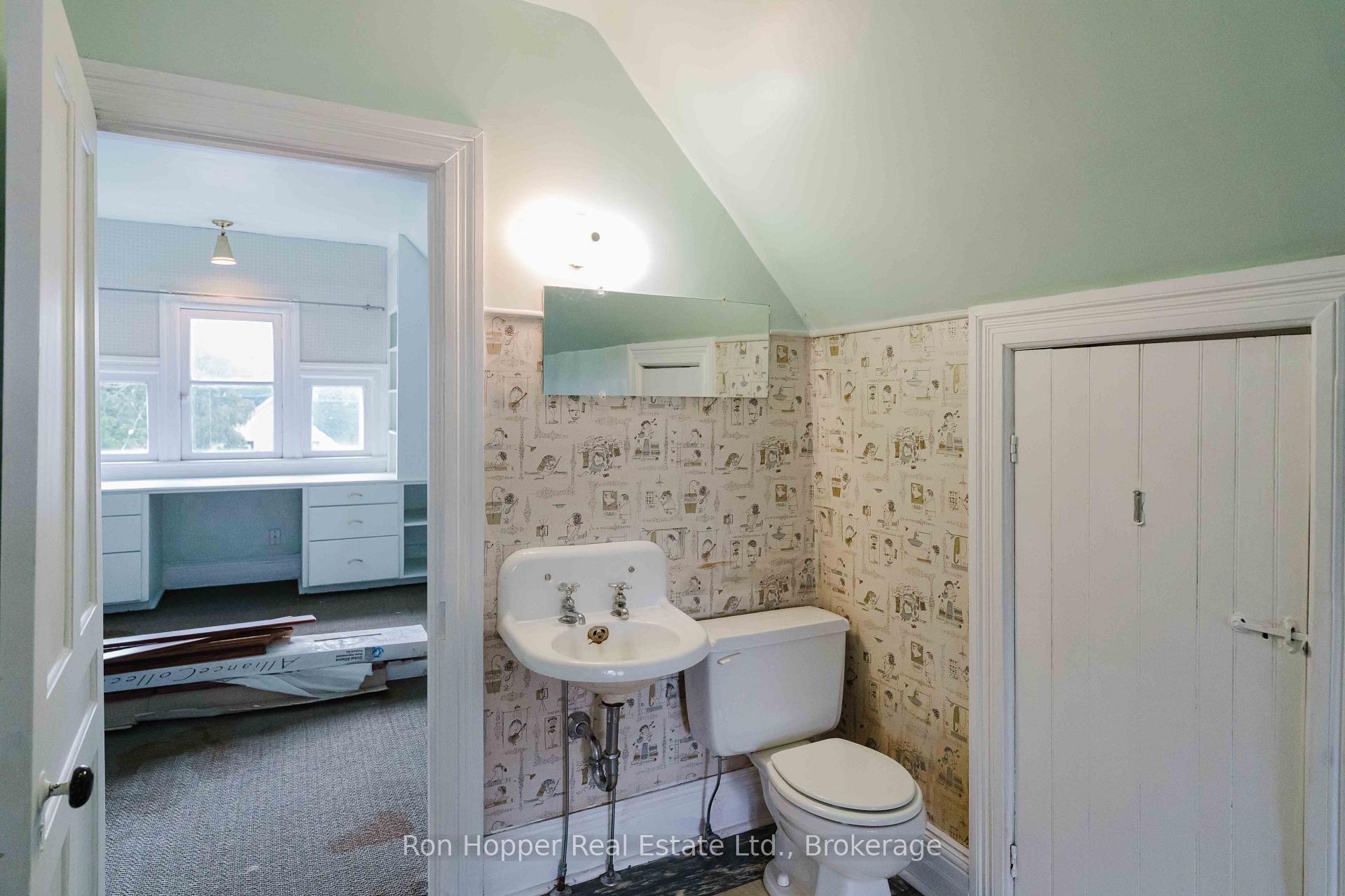 Photo 29 of 1358 4th Avenue W, Owen Sound — HOMEH