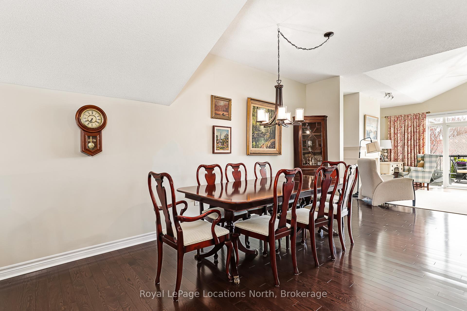 Photo 8 of 6 Thomas Drive, Collingwood — HOMEH