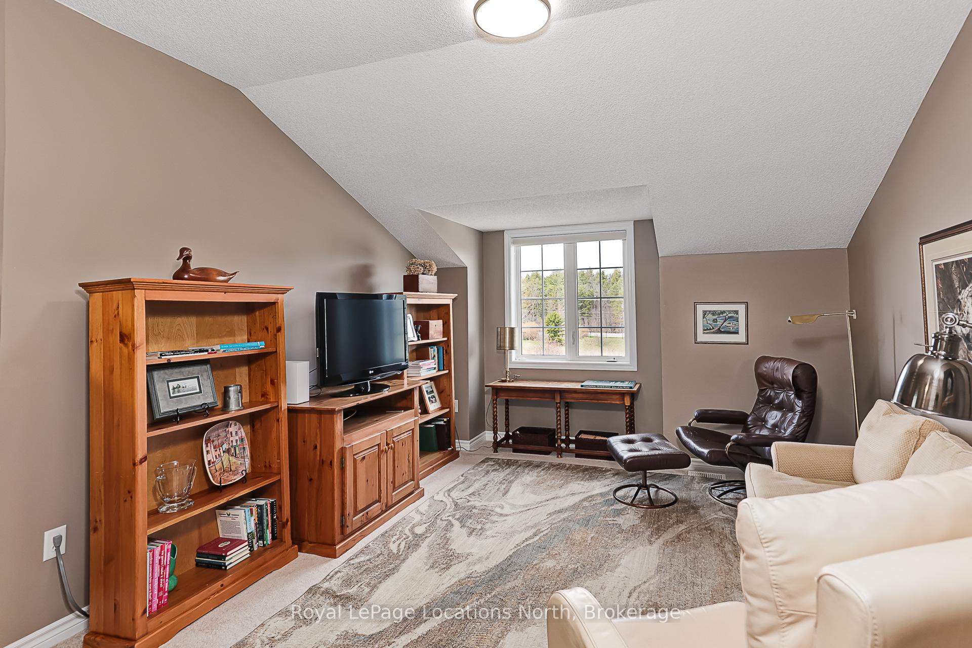 Photo 19 of 6 Thomas Drive, Collingwood — HOMEH