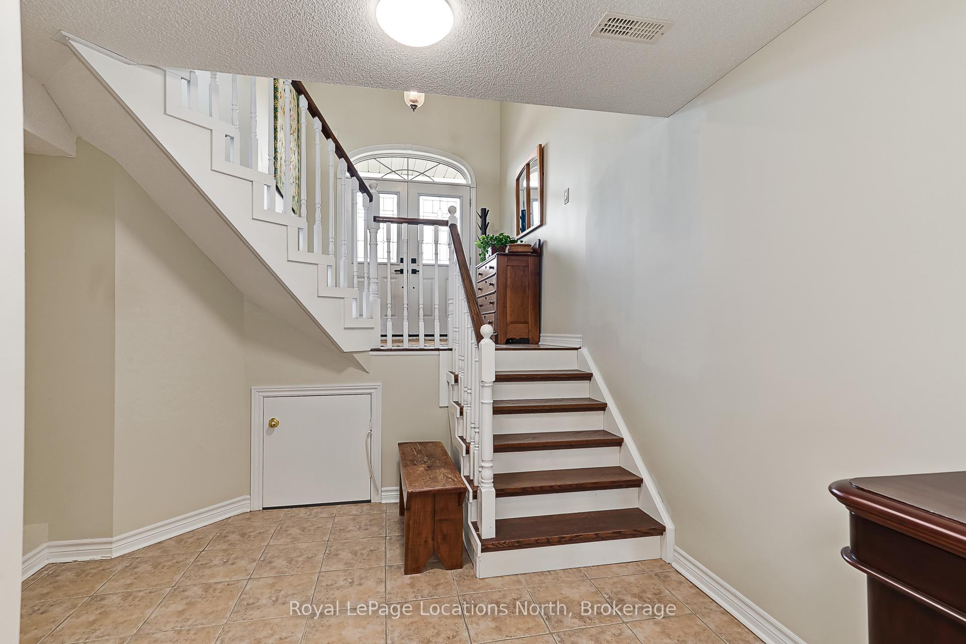 Photo 25 of 6 Thomas Drive, Collingwood — HOMEH