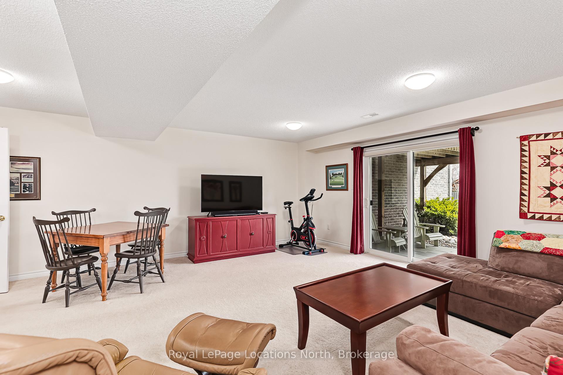 Photo 28 of 6 Thomas Drive, Collingwood — HOMEH
